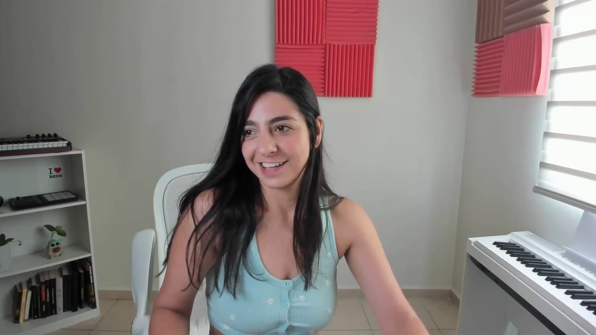Gallery image thumbnail from anarossanna's myfreecams stream on, 03/27/2024, 18:01 image 12 of 20