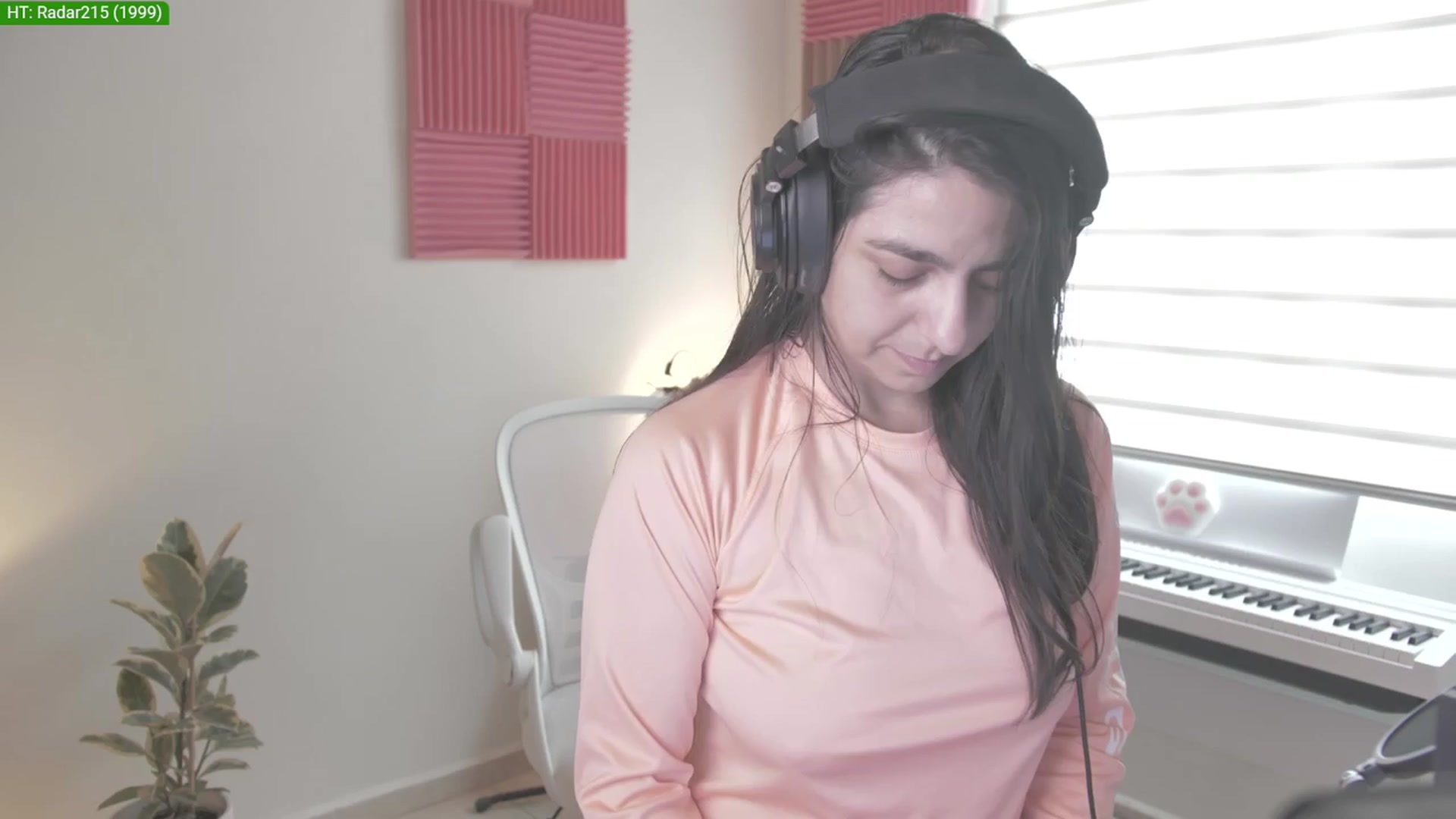 Gallery image thumbnail from anarossanna's myfreecams stream on, 04/09/2024, 18:36 image 17 of 20