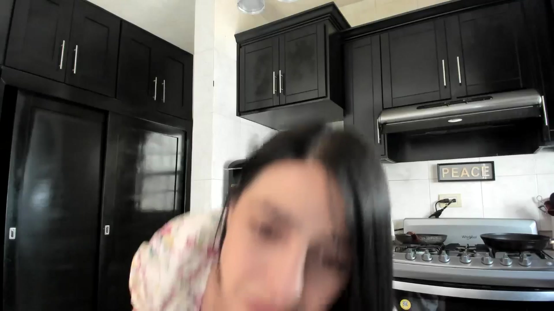 Gallery image thumbnail from anarossanna's myfreecams stream on, 05/28/2024, 19:23 image 8 of 20