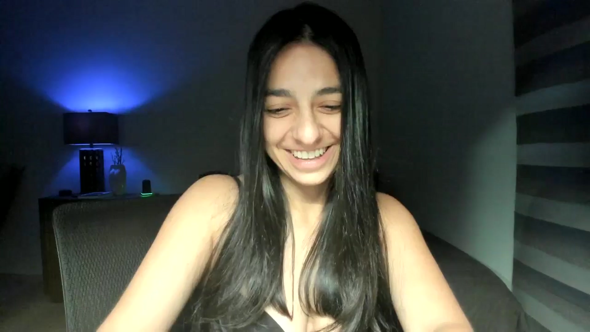 Gallery image thumbnail from anarossanna's myfreecams stream on, 06/14/2024, 05:45 image 13 of 20