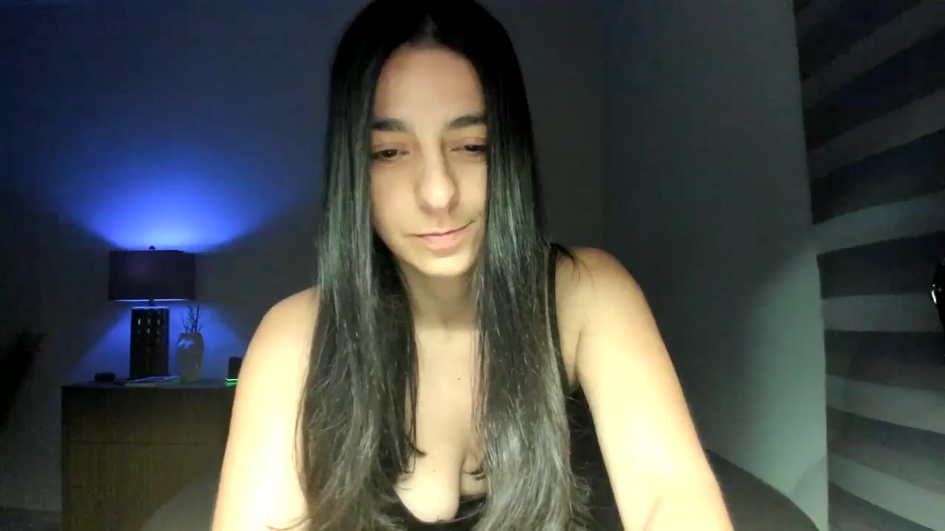 Gallery image thumbnail from anarossanna's myfreecams stream on, 06/14/2024, 05:45 image 19 of 20