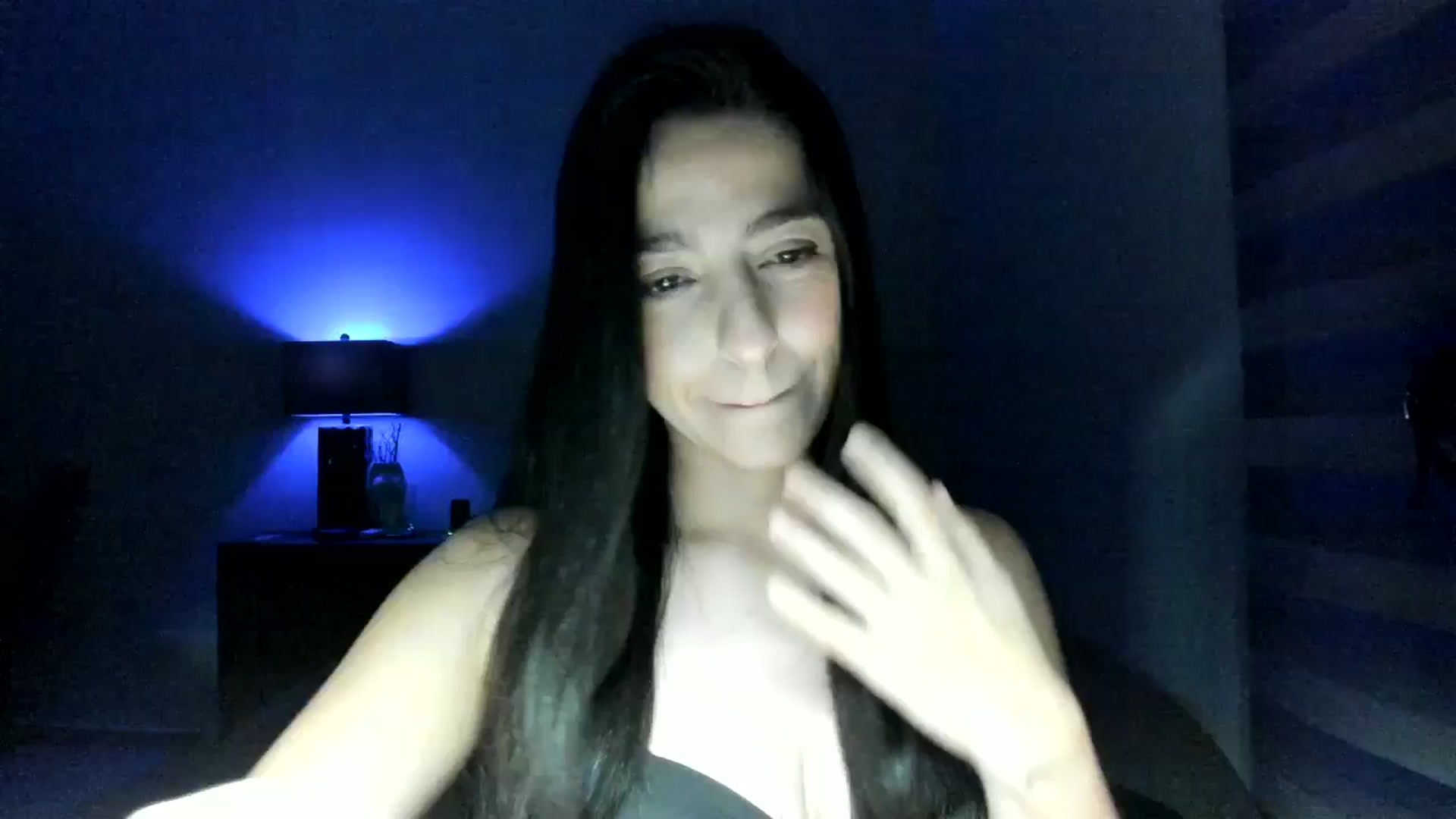 Gallery image thumbnail from anarossanna's myfreecams stream on, 07/09/2024, 04:26 image 3 of 20