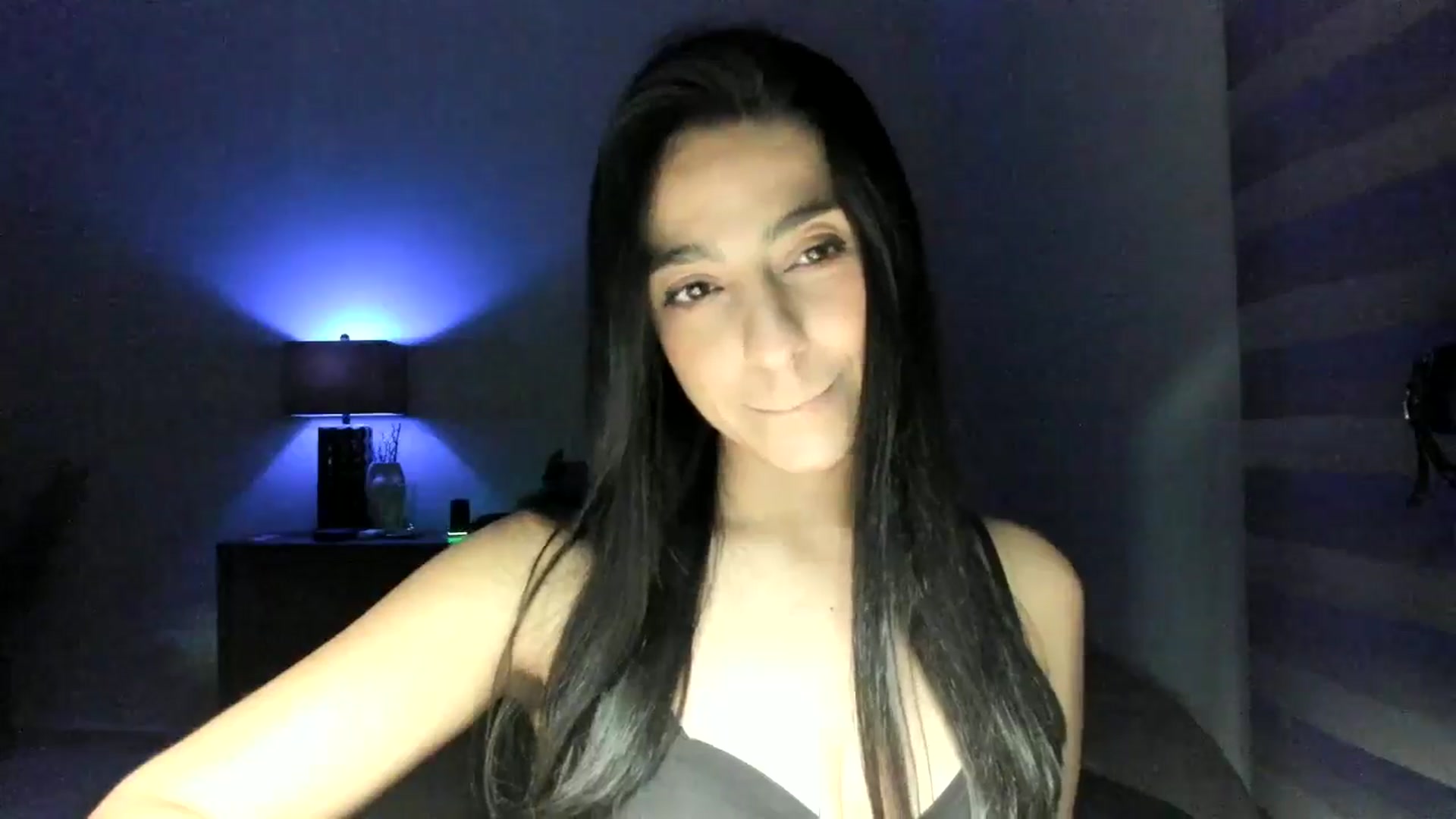 Gallery image thumbnail from anarossanna's myfreecams stream on, 07/09/2024, 04:26 image 4 of 20