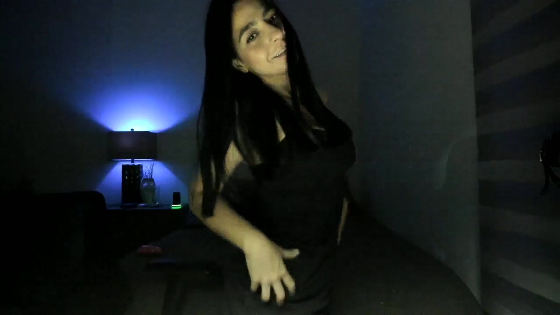 Gallery image thumbnail from anarossanna's myfreecams stream on, 07/09/2024, 04:26 image 5 of 20
