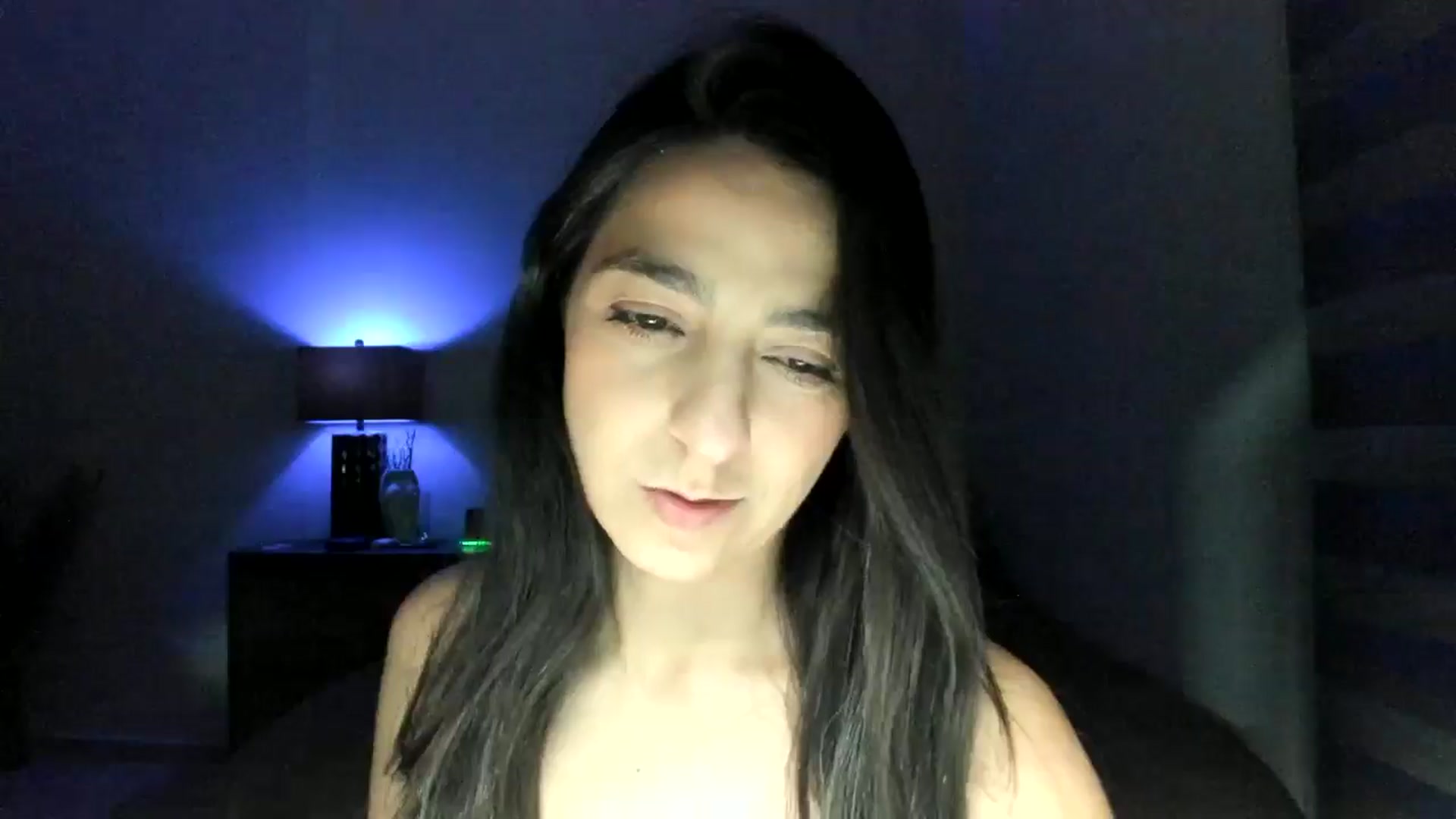 Gallery image thumbnail from anarossanna's myfreecams stream on, 07/09/2024, 04:42 image 18 of 20