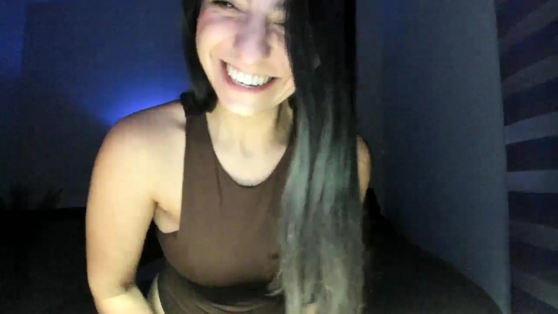 Gallery image thumbnail from anarossanna's myfreecams stream on, 07/10/2024, 04:16 image 20 of 20