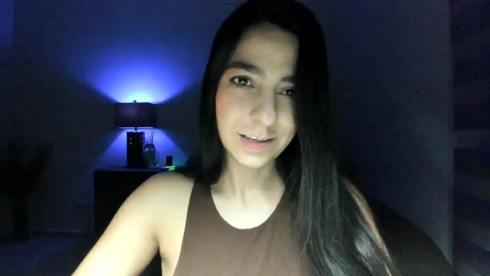 Gallery image thumbnail from anarossanna's myfreecams stream on, 07/10/2024, 04:16 image 8 of 20
