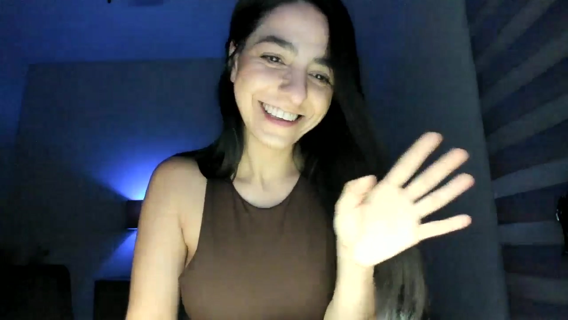 Gallery image thumbnail from anarossanna's myfreecams stream on, 07/10/2024, 05:51 image 6 of 20