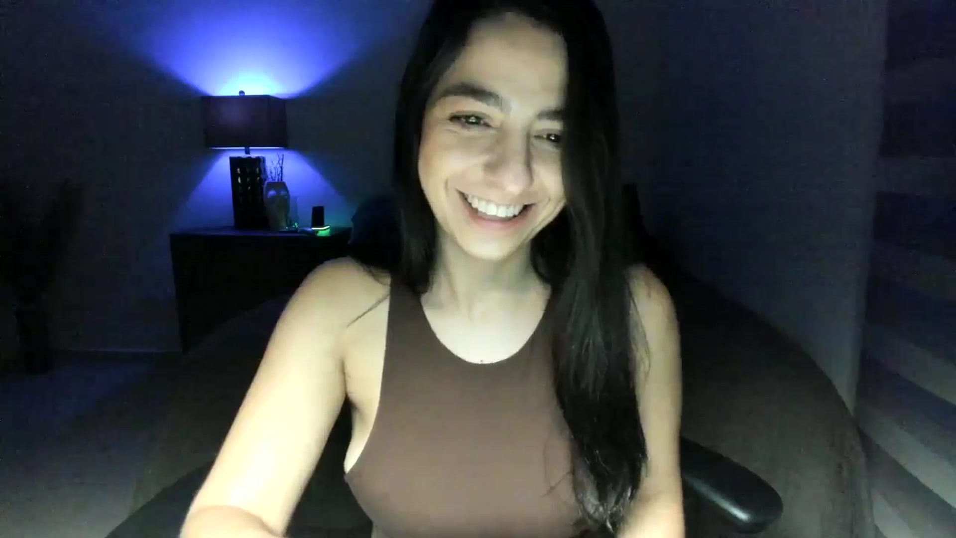 Gallery image thumbnail from anarossanna's myfreecams stream on, 07/10/2024, 05:51 image 14 of 20