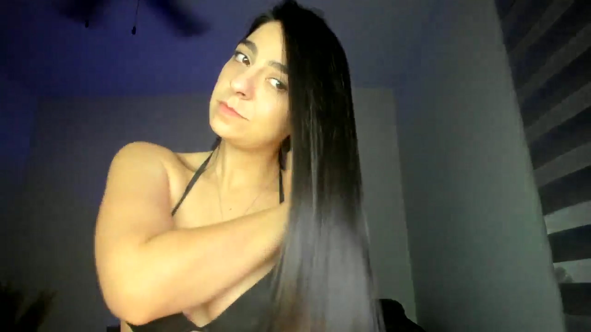 Gallery image thumbnail from anarossanna's myfreecams stream on, 07/24/2024, 04:16 image 13 of 20