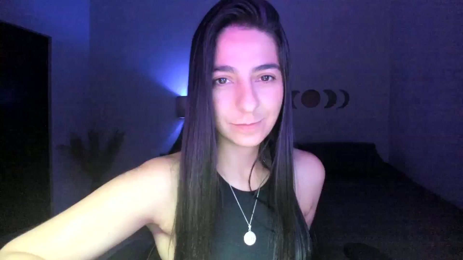 Gallery image thumbnail from anarossanna's myfreecams stream on, 07/25/2024, 03:26 image 1 of 20