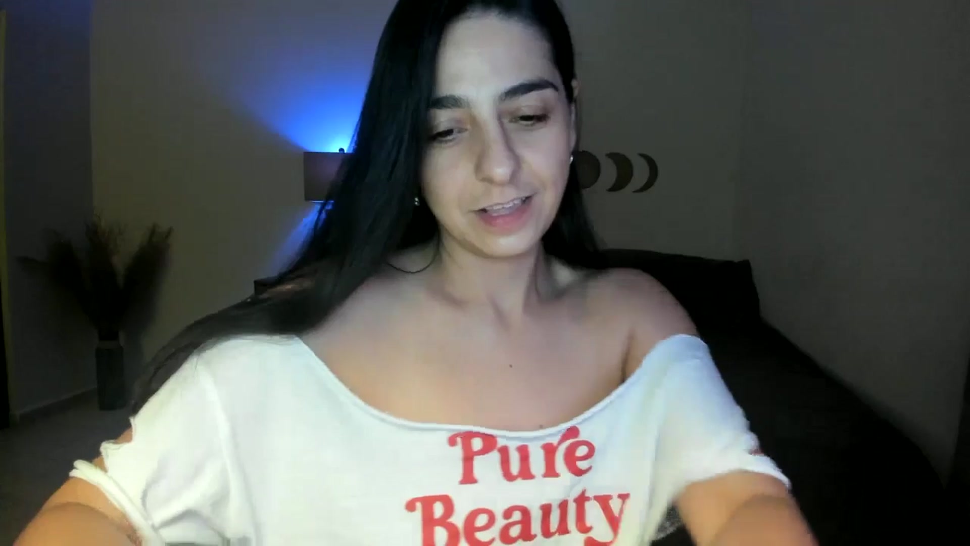 Gallery image thumbnail from anarossanna's myfreecams stream on, 08/12/2024, 06:52 image 3 of 20