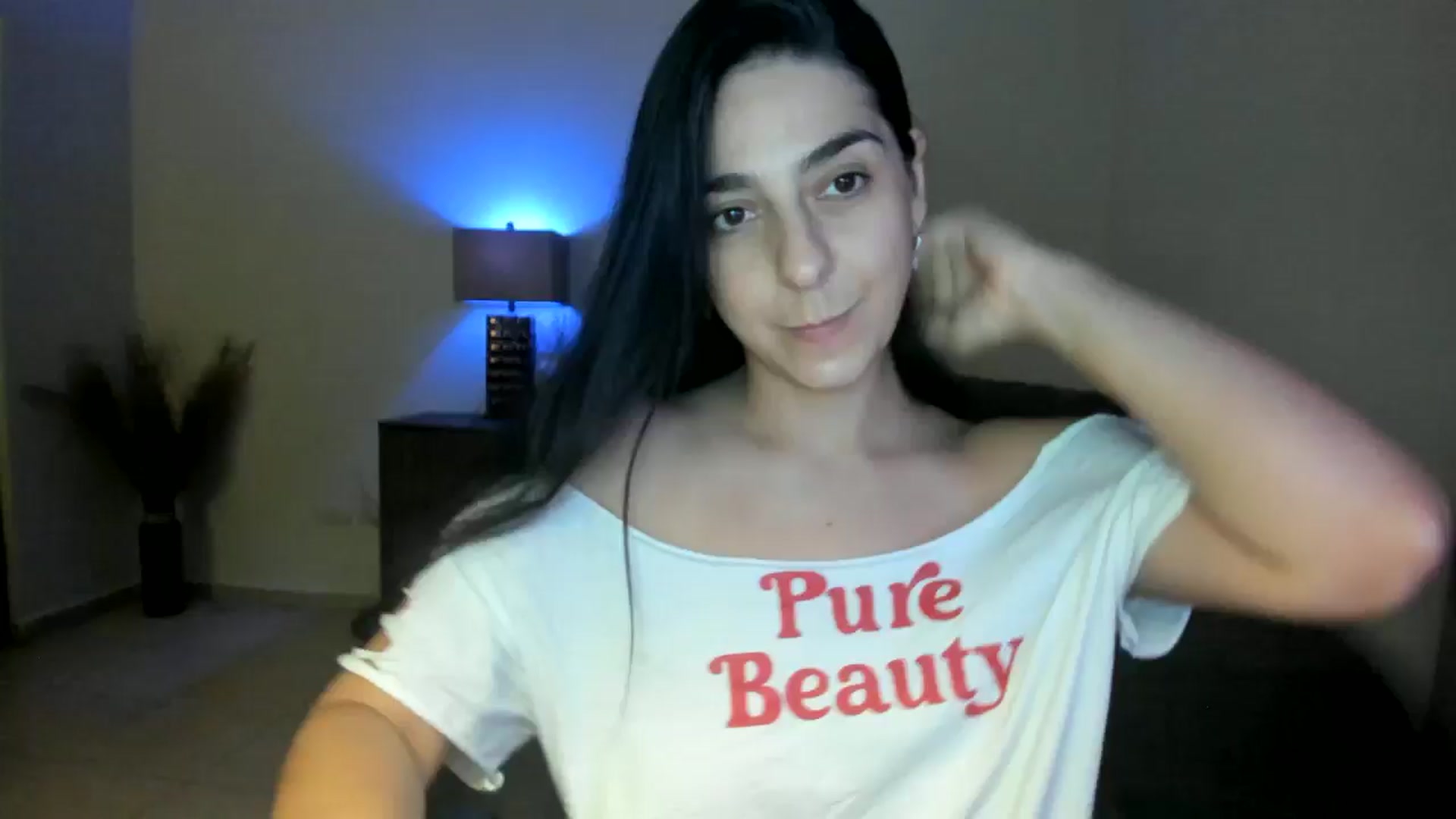 Gallery image thumbnail from anarossanna's myfreecams stream on, 08/12/2024, 06:52 image 7 of 20