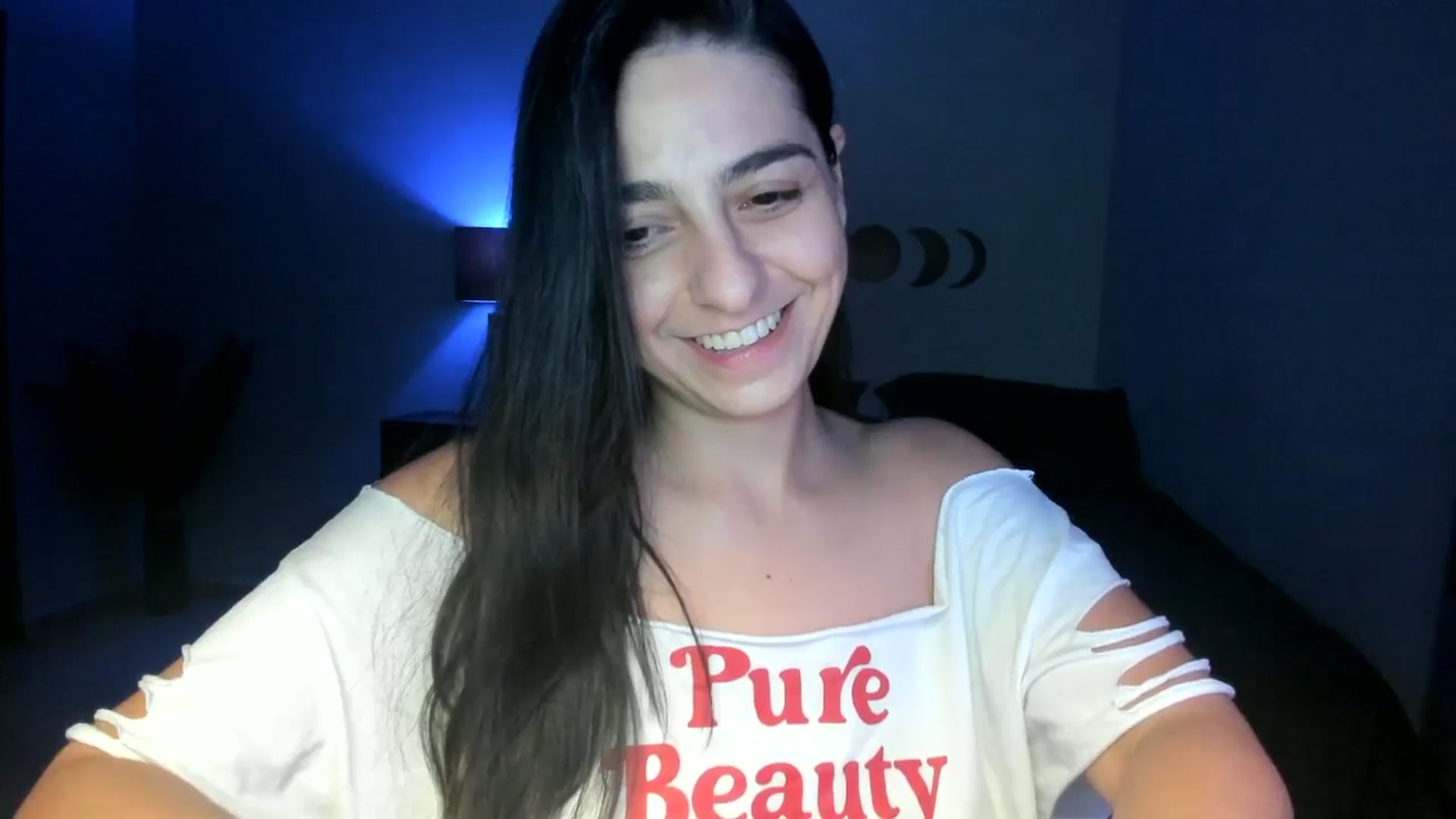 Gallery image thumbnail from anarossanna's myfreecams stream on, 08/12/2024, 06:52 image 10 of 20