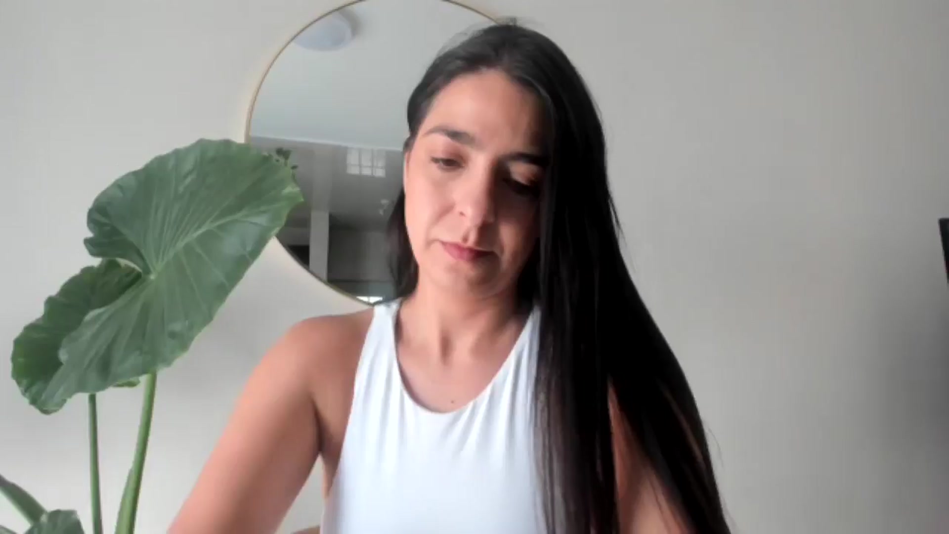 Gallery image thumbnail from anarossanna's myfreecams stream on, 08/16/2024, 17:45 image 18 of 20