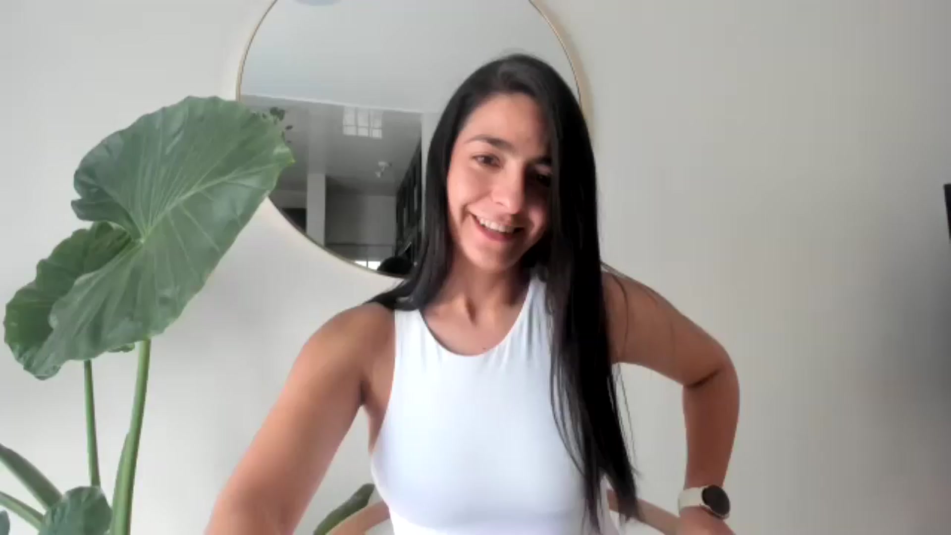 Gallery image thumbnail from anarossanna's myfreecams stream on, 08/16/2024, 17:45 image 3 of 20