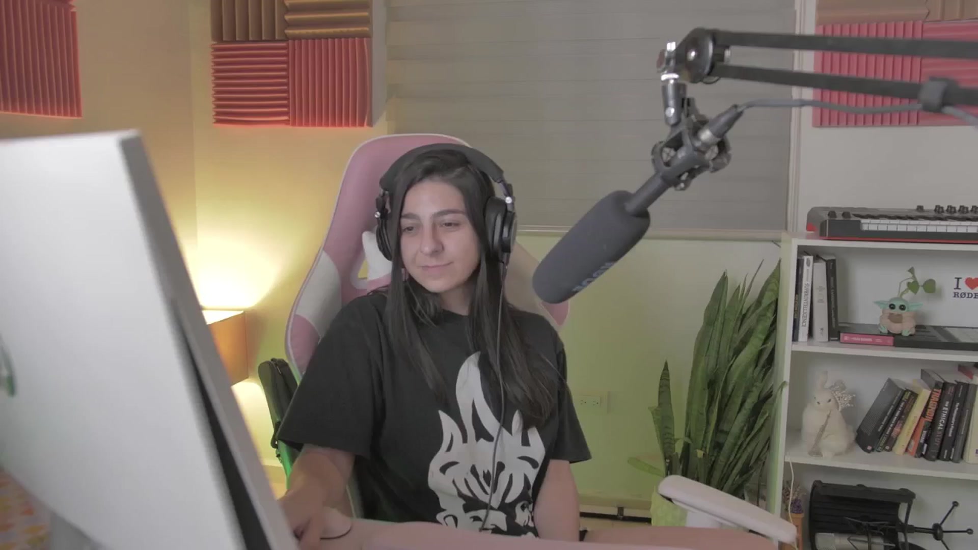 Gallery image thumbnail from anarossanna's myfreecams stream on, 08/26/2024, 03:48 image 11 of 20