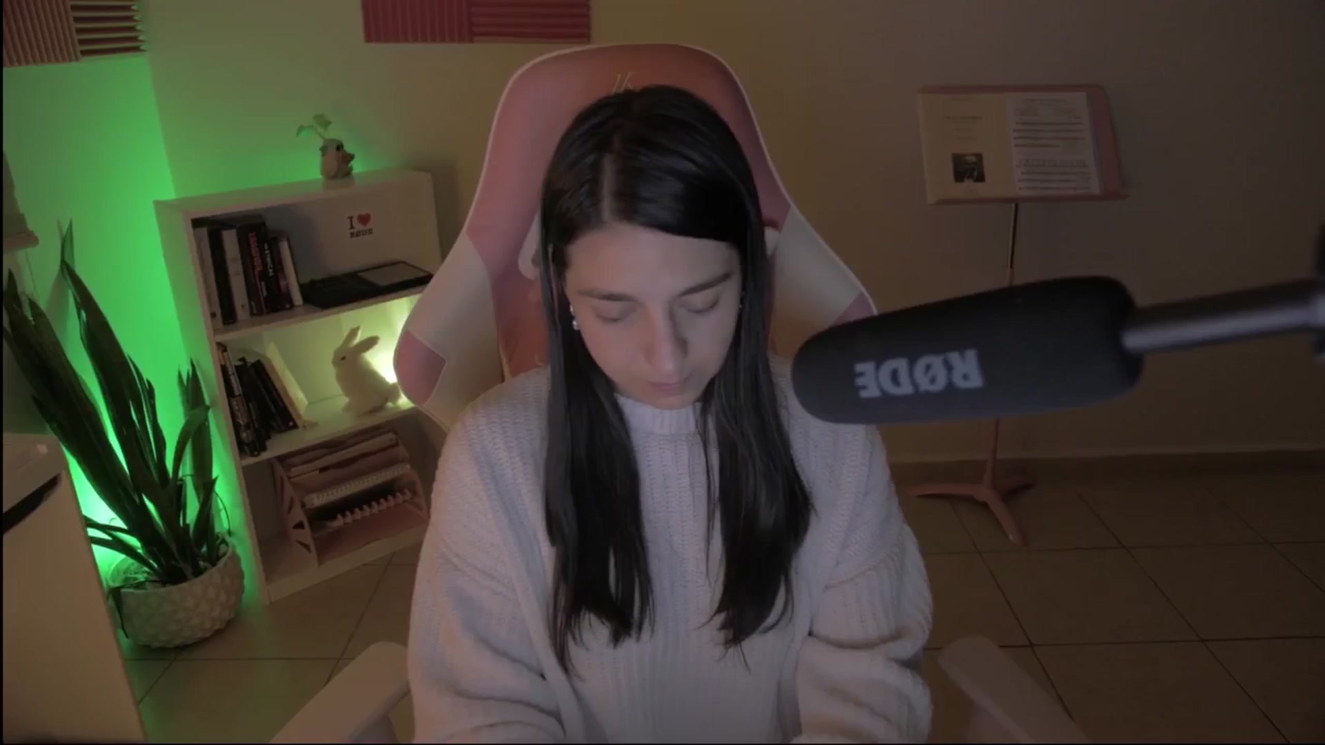 Gallery image thumbnail from anarossanna's myfreecams stream on, 09/23/2024, 05:56 image 17 of 20