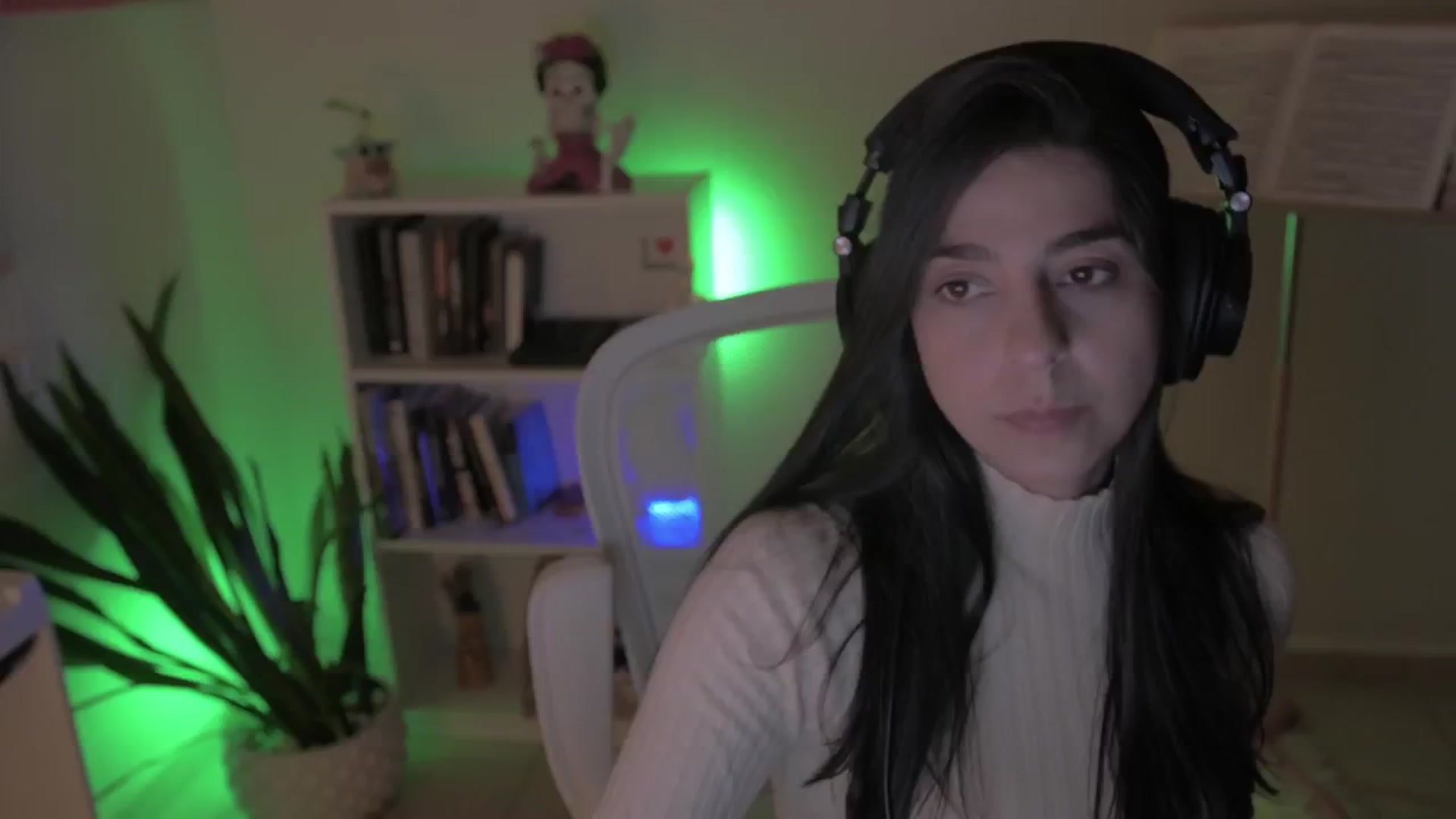 Gallery image thumbnail from anarossanna's myfreecams stream on, 10/26/2024, 02:51 image 2 of 20