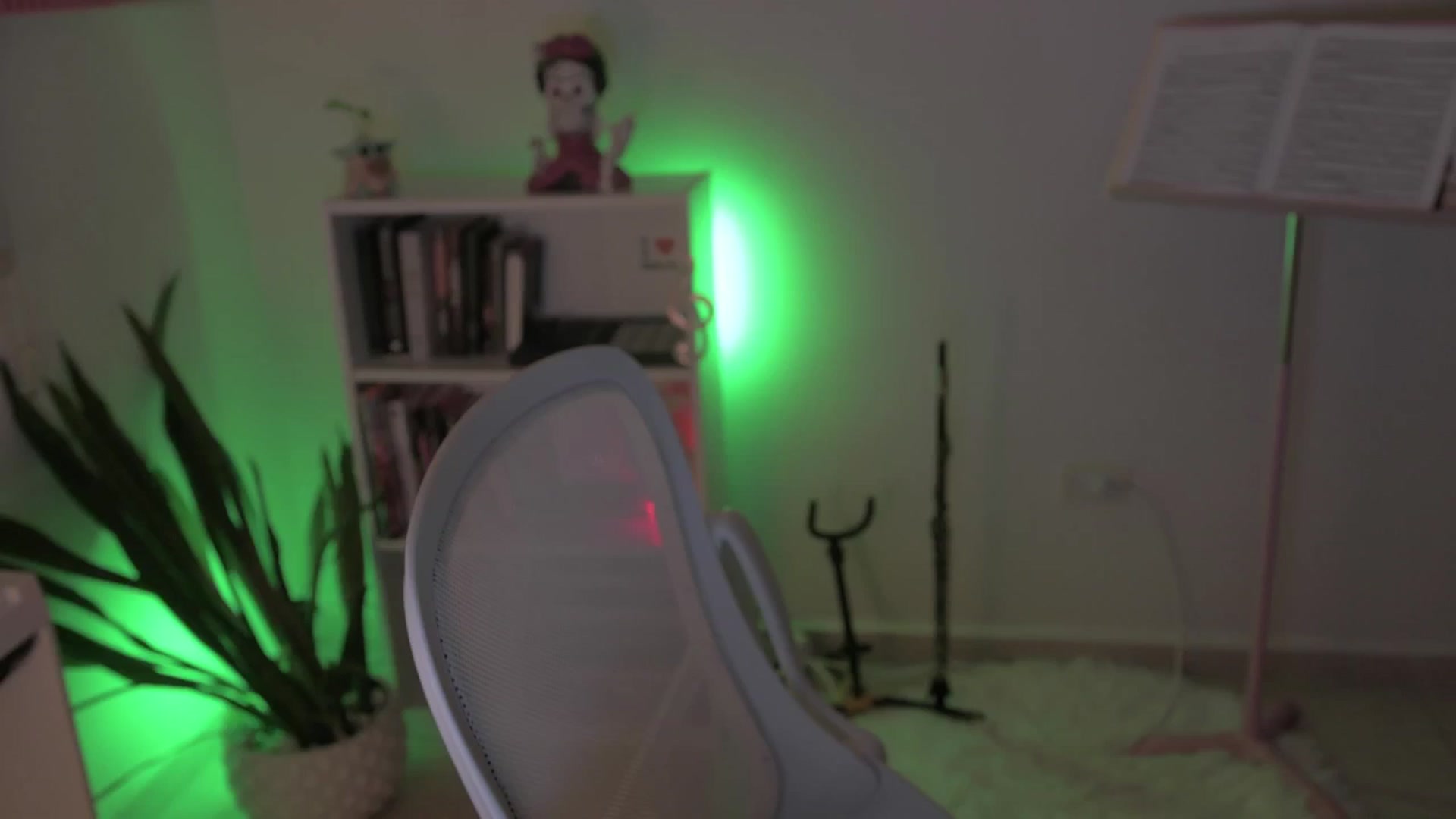 Gallery image thumbnail from anarossanna's myfreecams stream on, 10/26/2024, 02:51 image 8 of 20