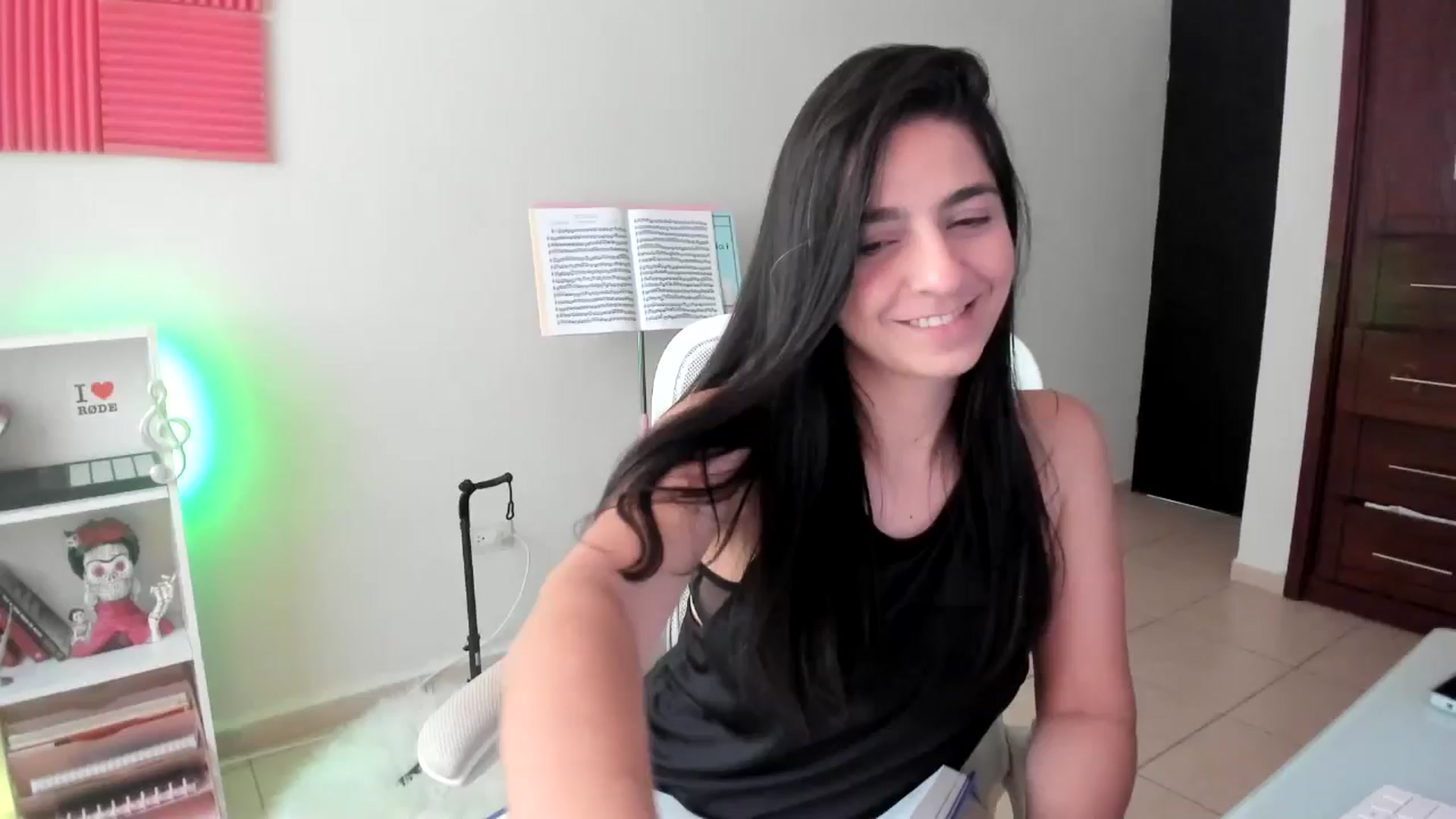 Gallery image thumbnail from anarossanna's myfreecams stream on, 11/13/2024, 18:26 image 7 of 20