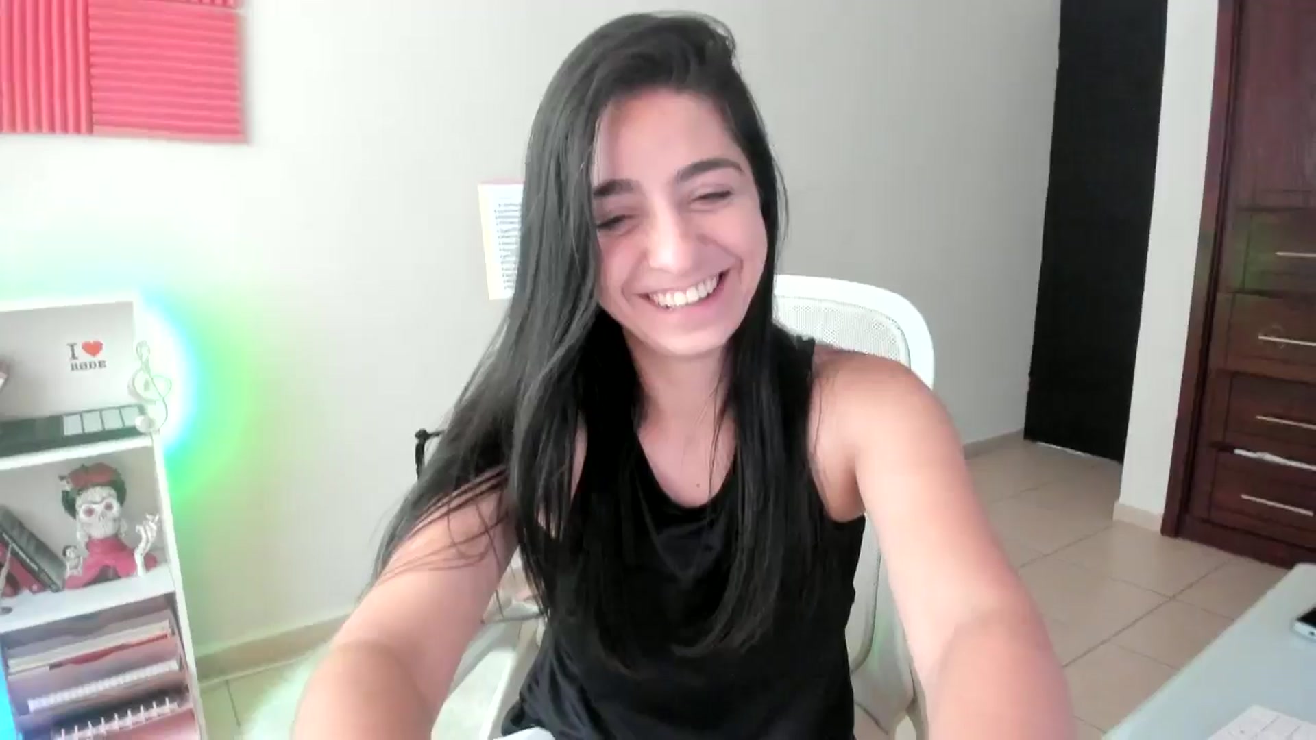 Gallery image thumbnail from anarossanna's myfreecams stream on, 11/13/2024, 18:26 image 9 of 20