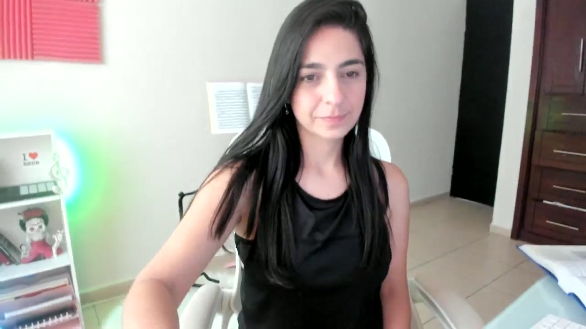 Gallery image thumbnail from anarossanna's myfreecams stream on, 11/13/2024, 18:26 image 14 of 20