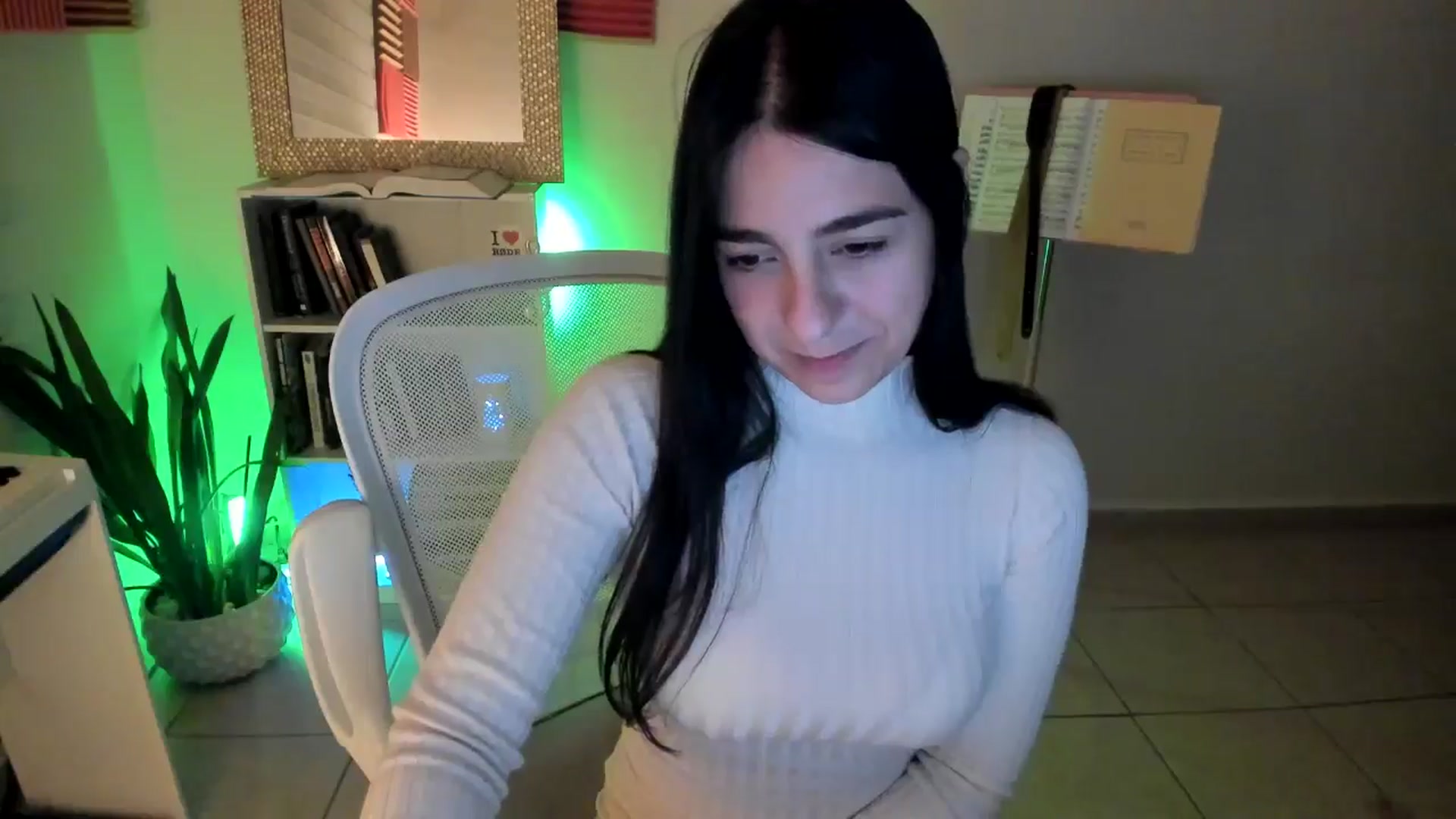 Gallery image thumbnail from anarossanna's myfreecams stream on, 12/01/2024, 06:04 image 8 of 20
