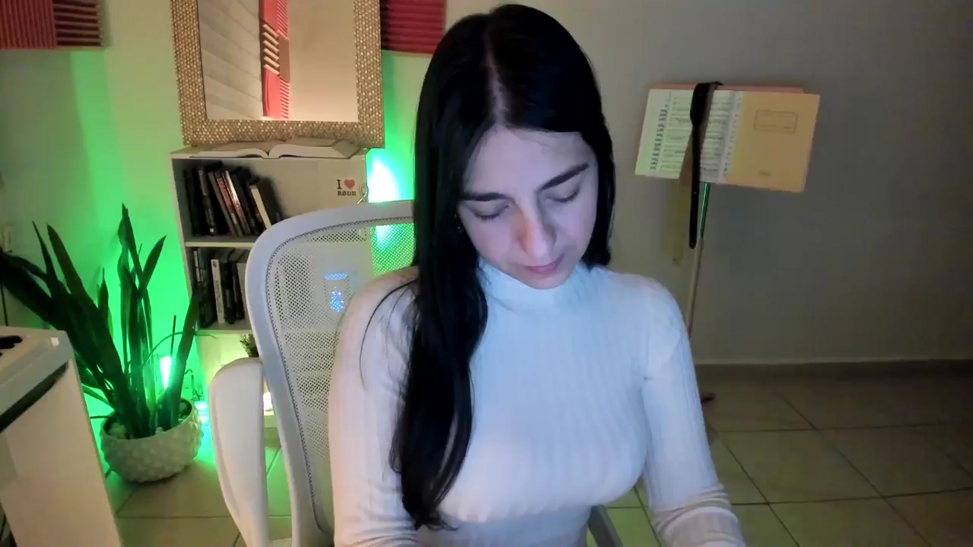 Gallery image thumbnail from anarossanna's myfreecams stream on, 12/01/2024, 06:04 image 1 of 20