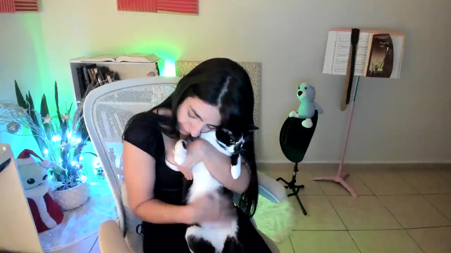 Gallery image thumbnail from anarossanna's myfreecams stream on, 12/07/2024, 02:56 image 19 of 20