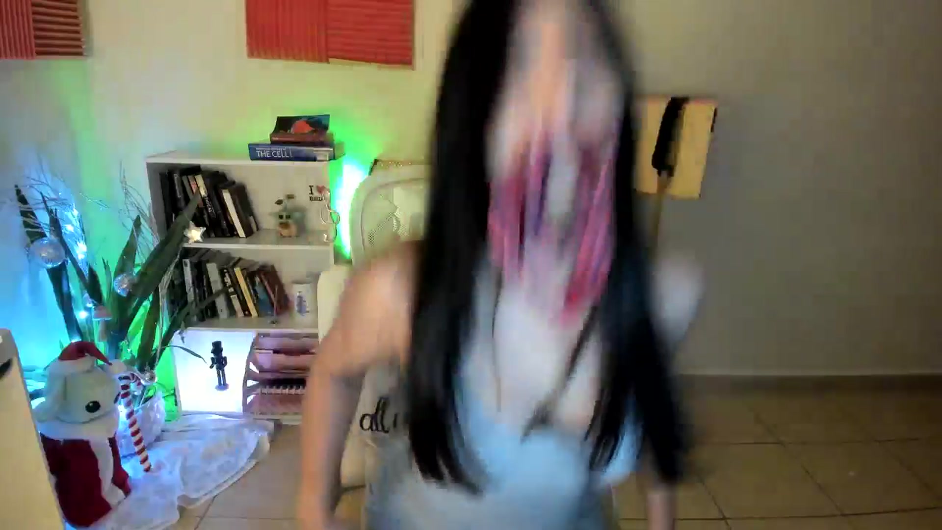Gallery image thumbnail from anarossanna's myfreecams stream on, 12/18/2024, 05:10 image 6 of 20