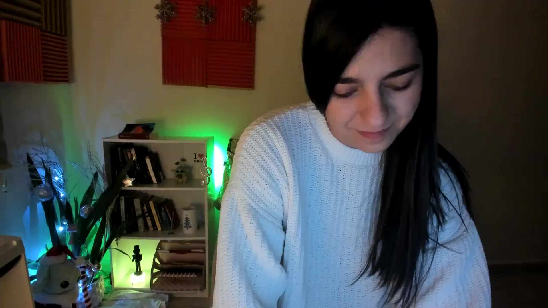 Gallery image thumbnail from anarossanna's myfreecams stream on, 12/19/2024, 01:56 image 9 of 20