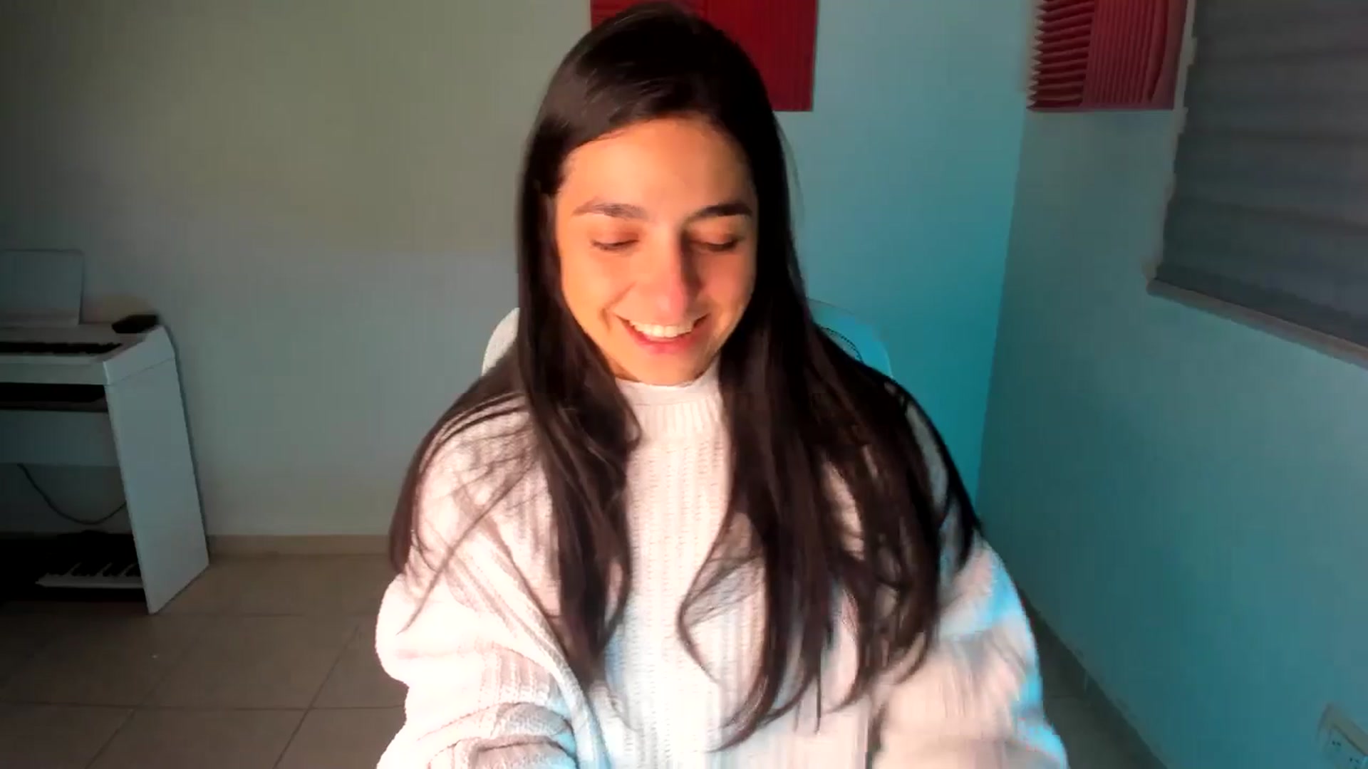 Gallery image thumbnail from anarossanna's myfreecams stream on, 01/08/2025, 03:24 image 12 of 20