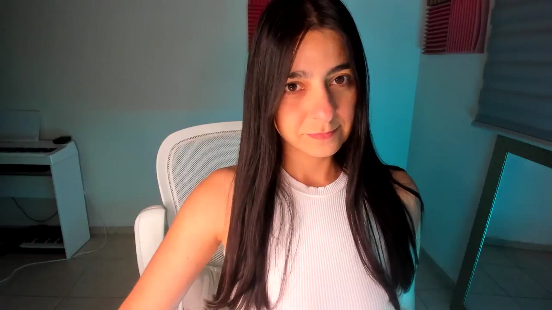 Gallery image thumbnail from anarossanna's myfreecams stream on, 01/09/2025, 06:22 image 3 of 20