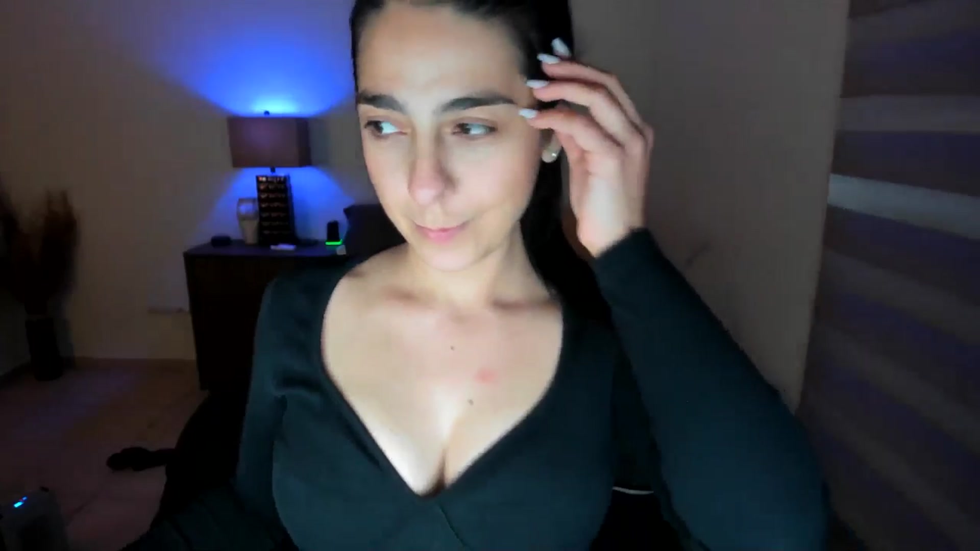 Gallery image thumbnail from anarossanna's myfreecams stream on, 01/23/2025, 04:25 image 12 of 20
