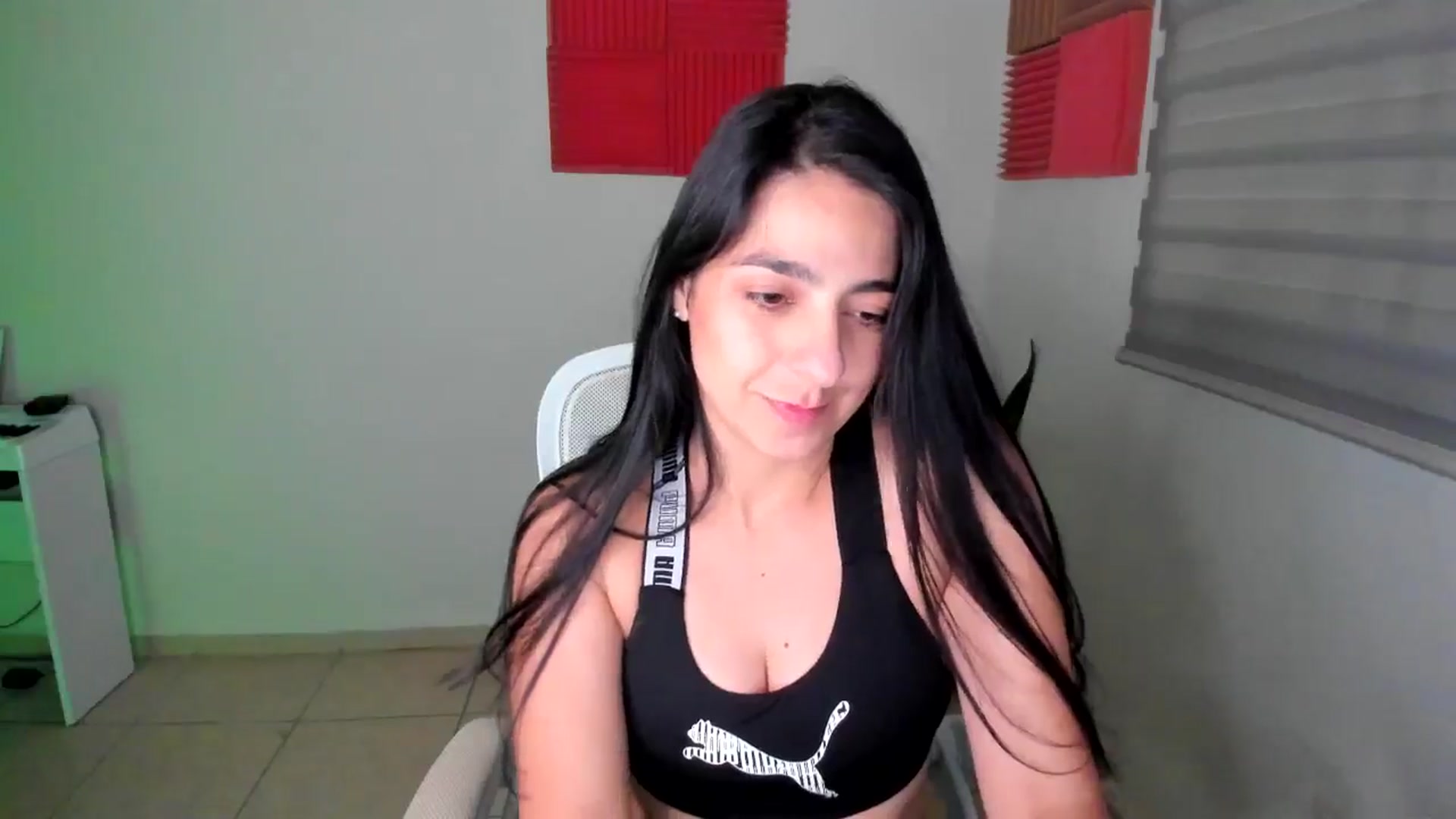 Gallery image thumbnail from anarossanna's myfreecams stream on, 01/25/2025, 06:53 image 20 of 20