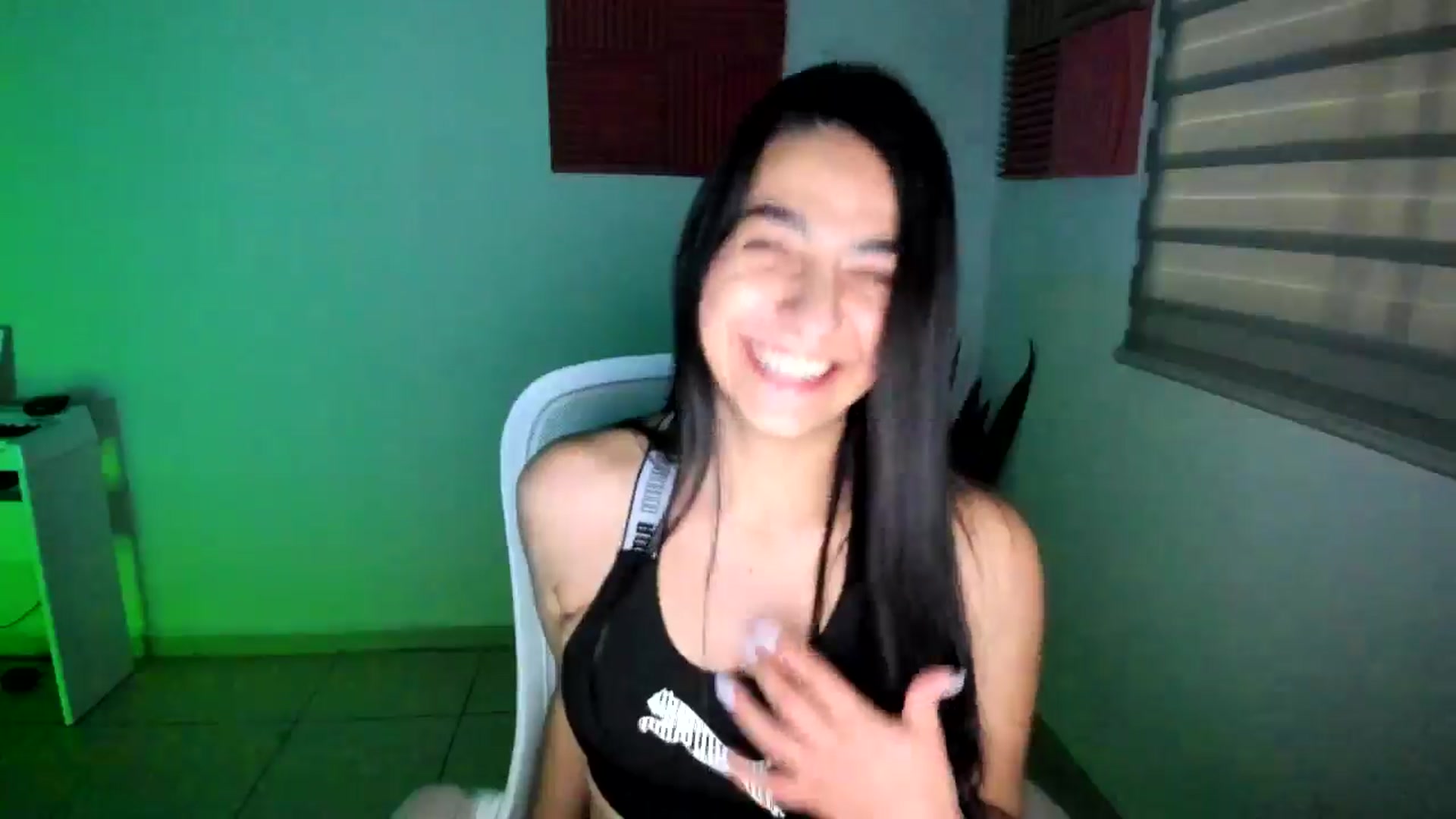 Gallery image thumbnail from anarossanna's myfreecams stream on, 01/25/2025, 06:53 image 15 of 20