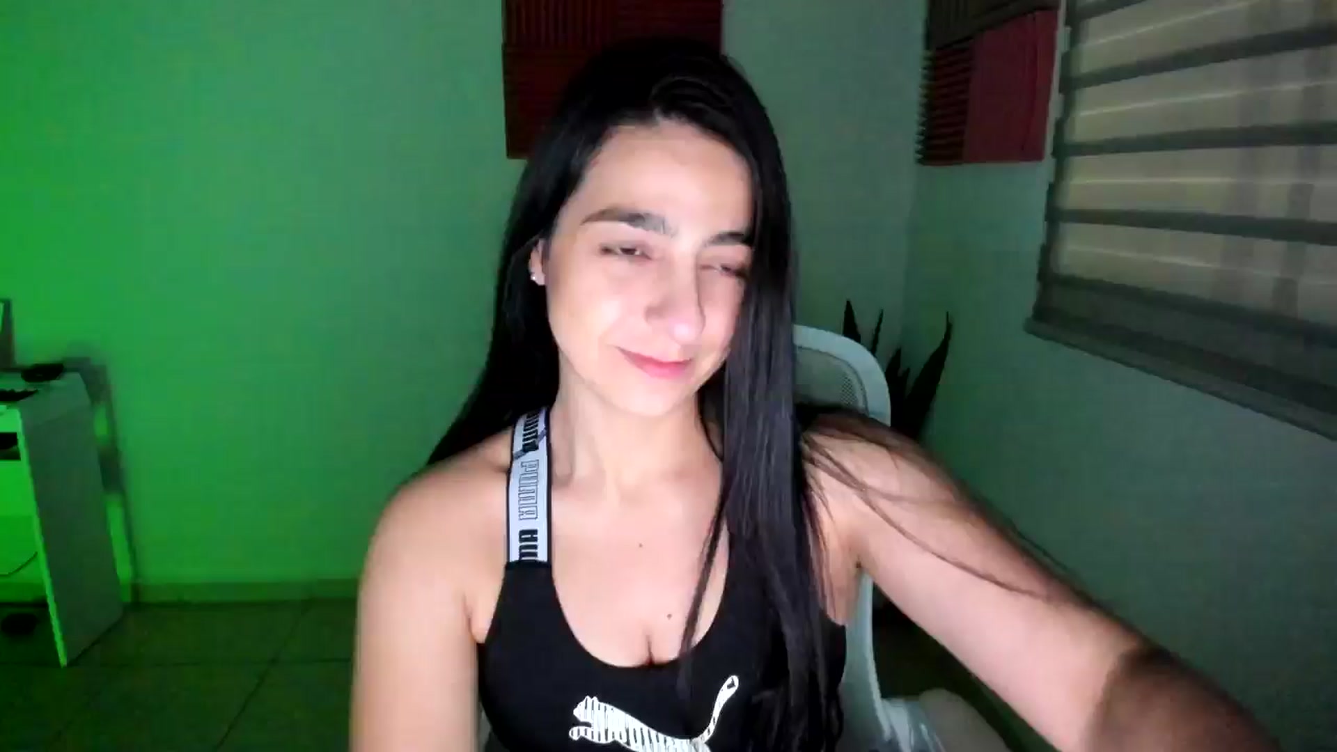 Gallery image thumbnail from anarossanna's myfreecams stream on, 01/25/2025, 06:53 image 11 of 20