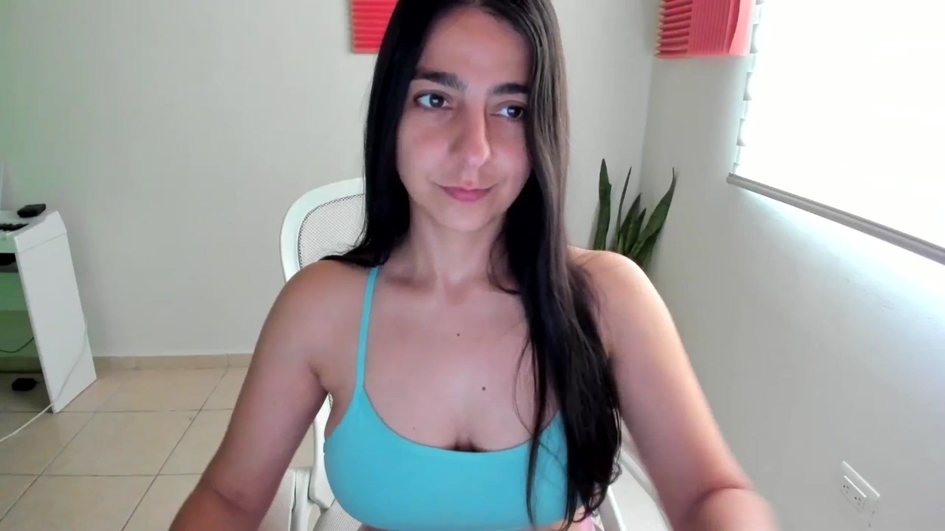 Gallery image thumbnail from anarossanna's myfreecams stream on, 01/27/2025, 20:46 image 2 of 20