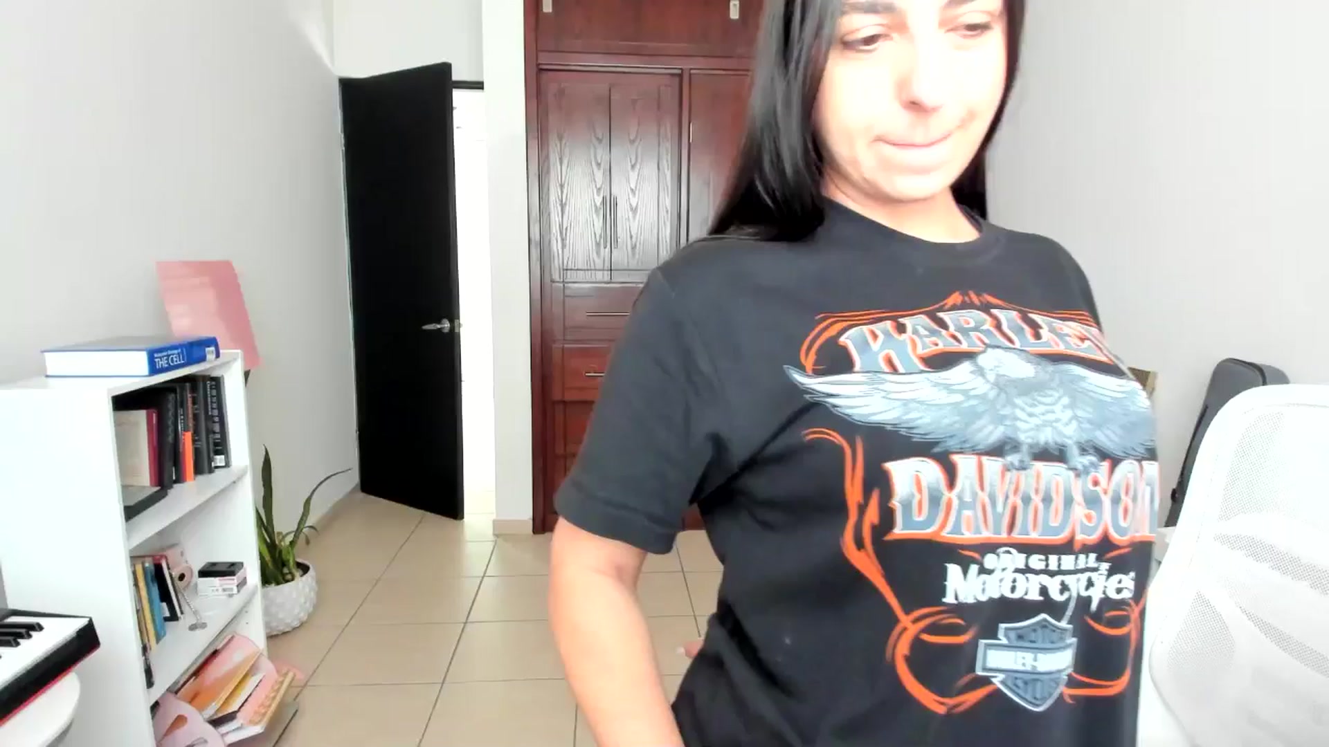 Gallery image thumbnail from anarossanna's myfreecams stream on, 02/11/2025, 19:27 image 1 of 20