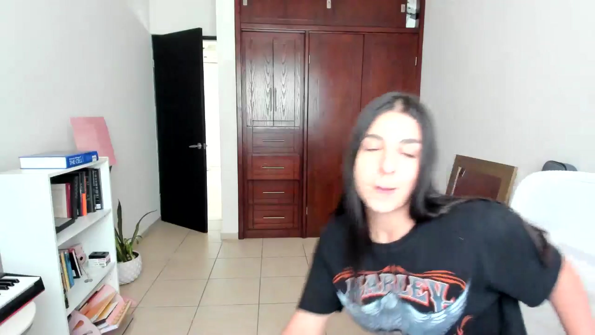 Gallery image thumbnail from anarossanna's myfreecams stream on, 02/11/2025, 19:27 image 2 of 20
