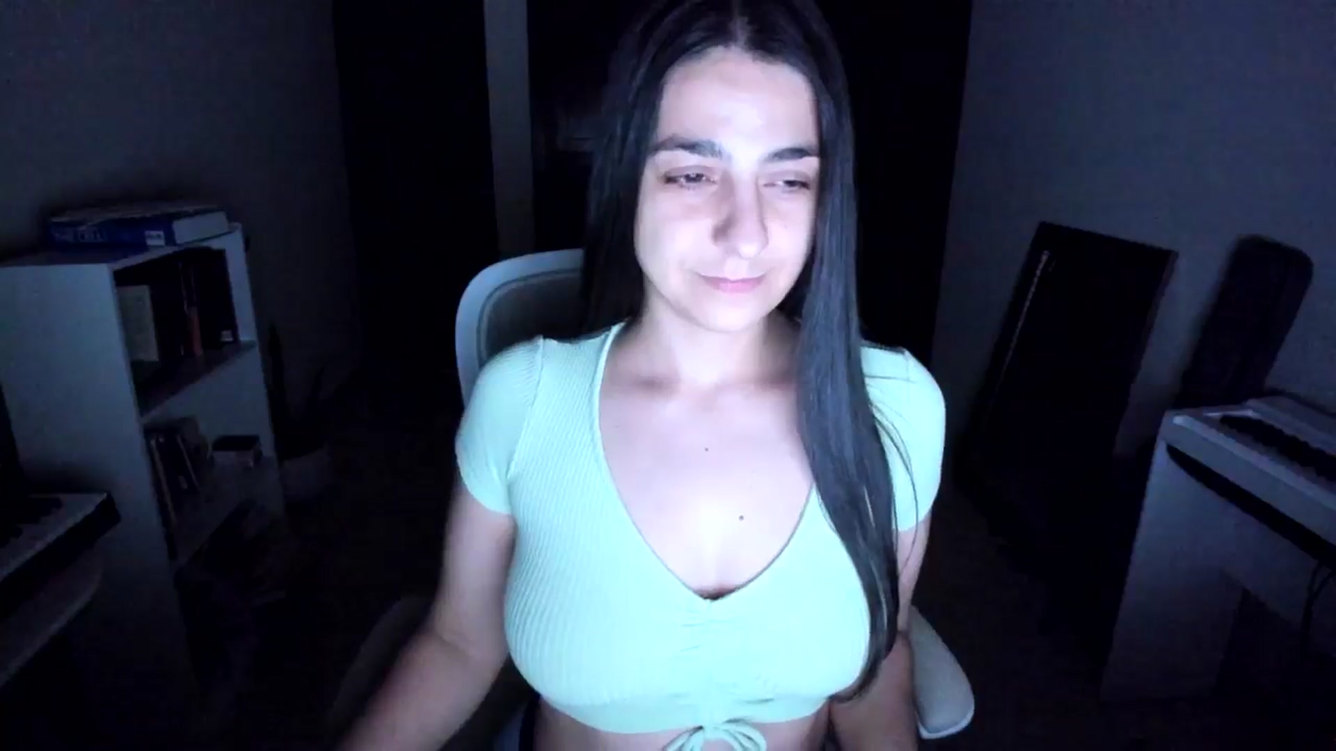 Gallery image thumbnail from anarossanna's myfreecams stream on, 03/03/2025, 03:41 image 9 of 20
