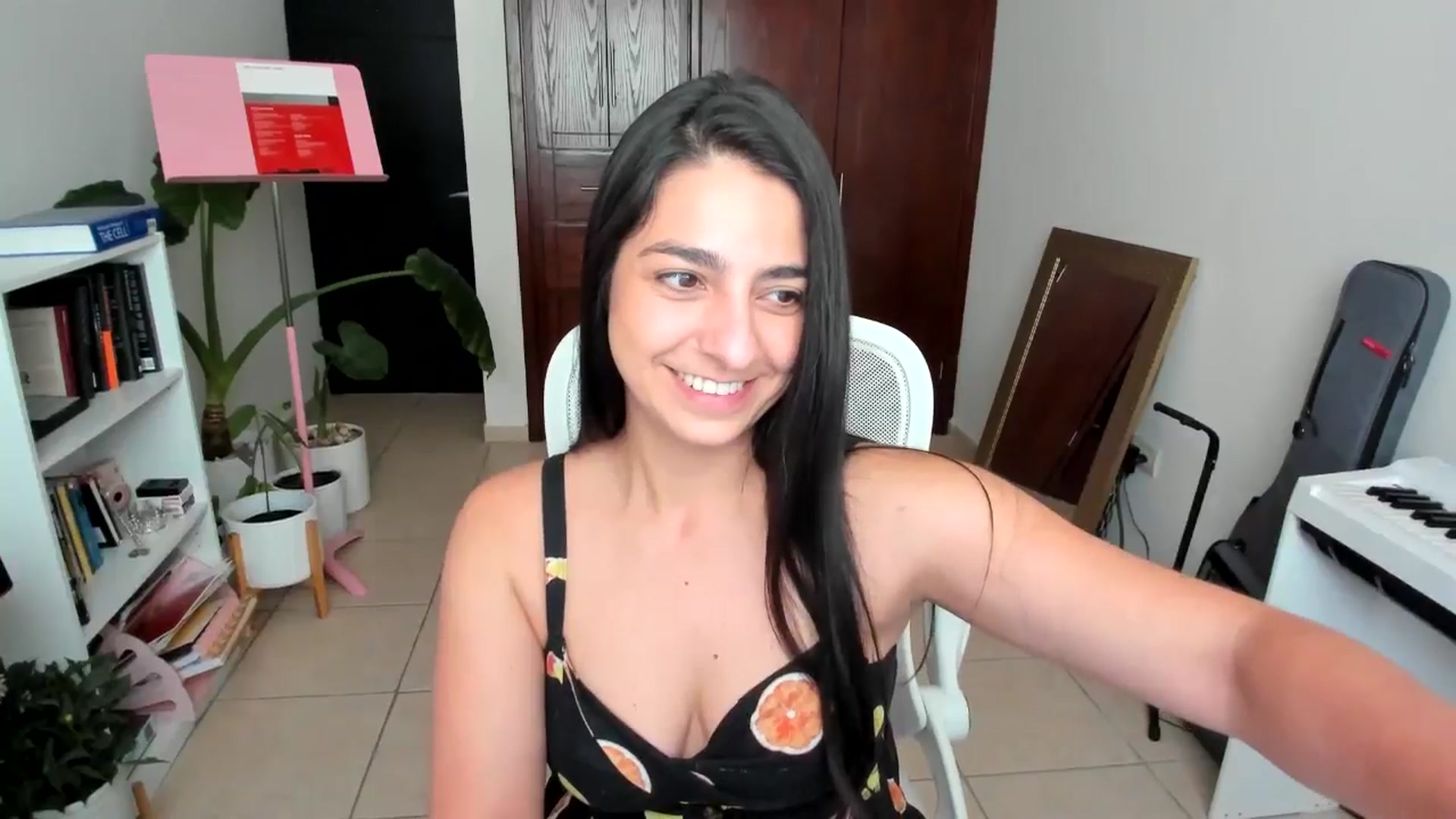 Gallery image thumbnail from anarossanna's myfreecams stream on, 03/24/2025, 17:58 image 12 of 20
