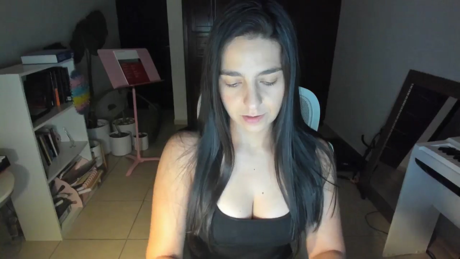 Gallery image thumbnail from anarossanna's myfreecams stream on, 04/23/2025, 06:27 image 2 of 20