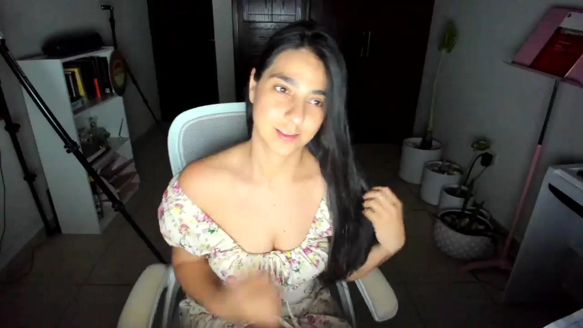 Gallery image thumbnail from anarossanna's myfreecams stream on, 06/12/2025, 04:41 image 12 of 20