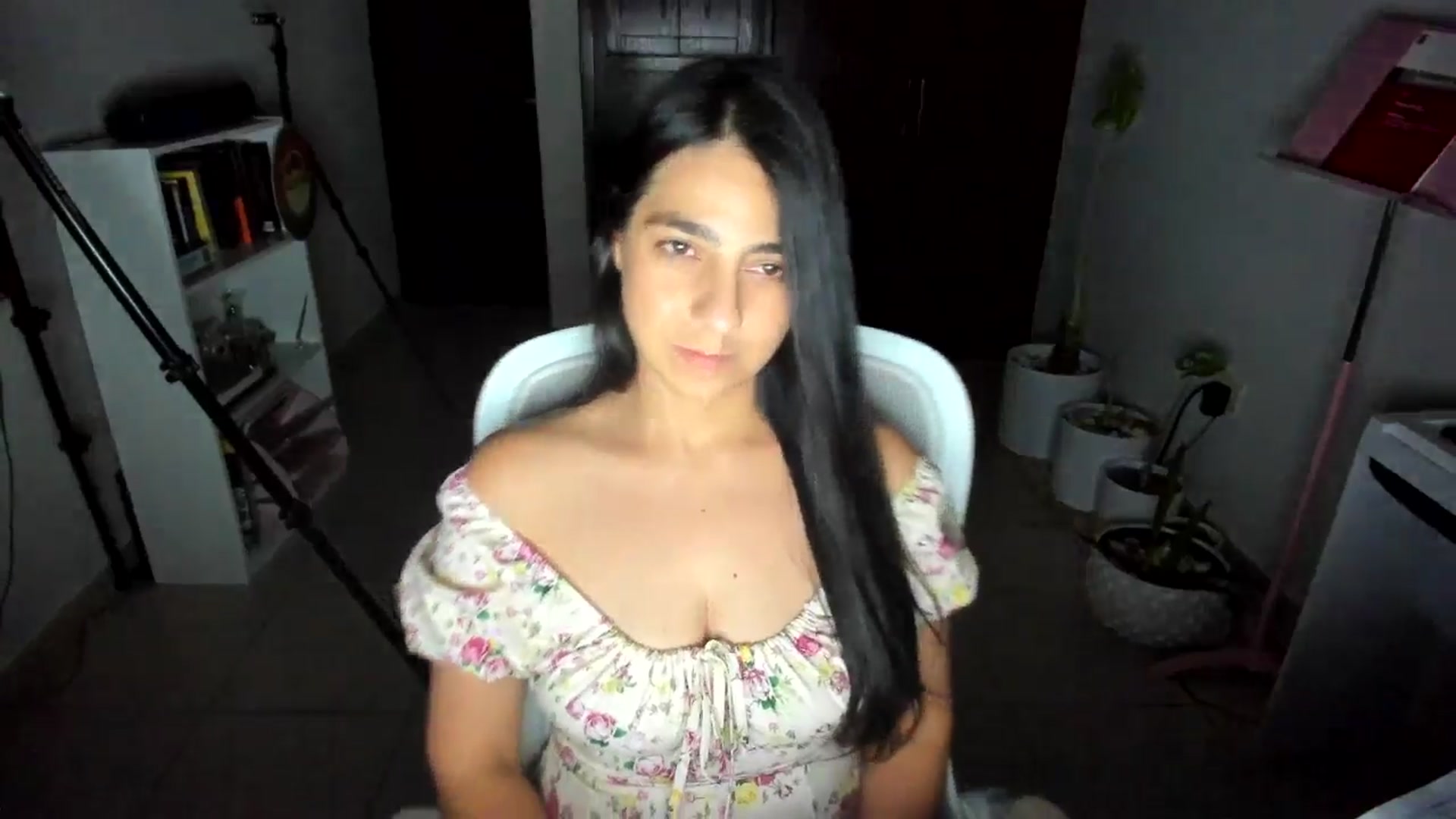 Gallery image thumbnail from anarossanna's myfreecams stream on, 06/12/2025, 04:41 image 3 of 20