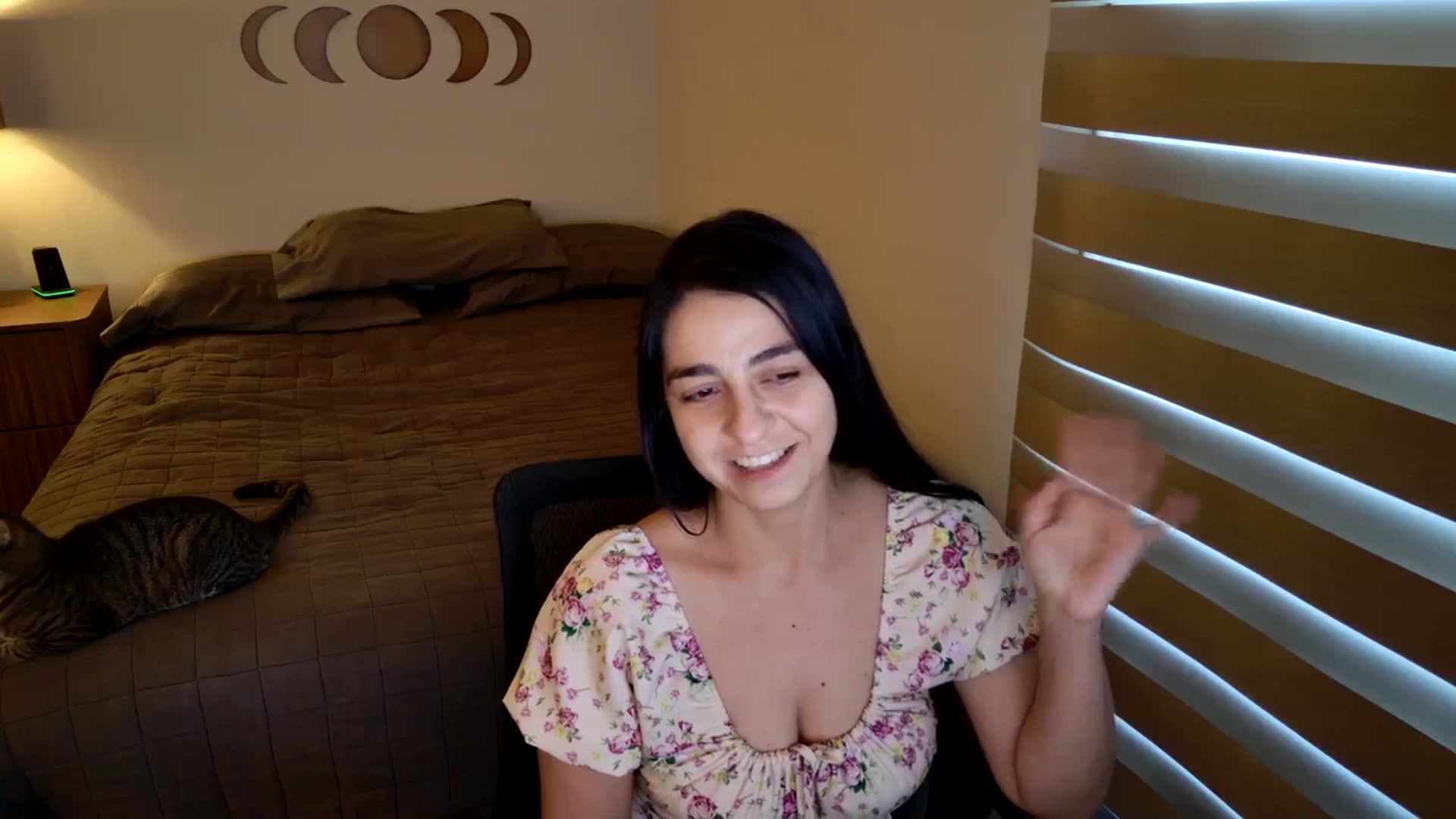 Gallery image thumbnail from anarossanna's myfreecams stream on, 06/24/2025, 01:30 image 18 of 20