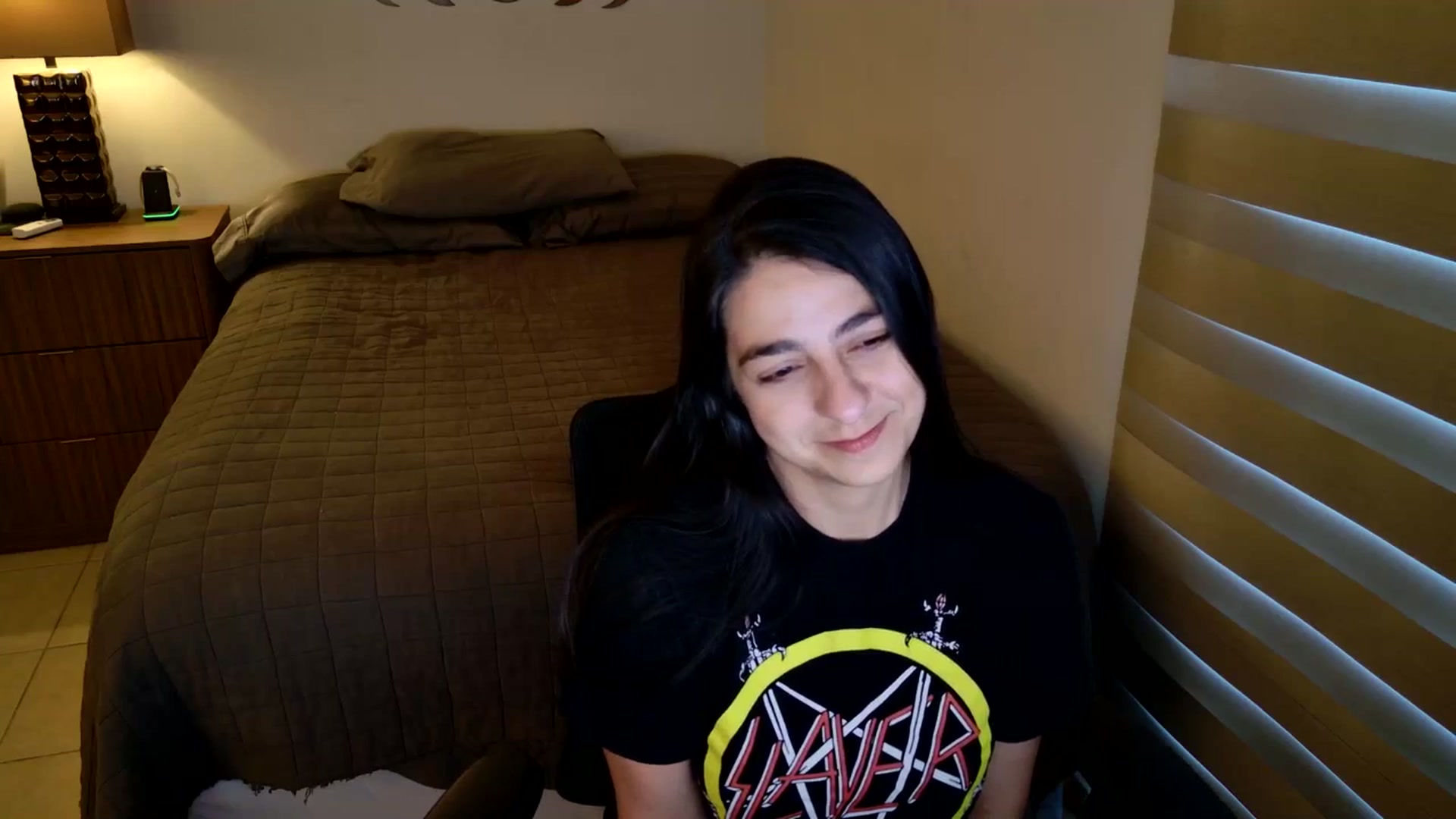 Gallery image thumbnail from anarossanna's myfreecams stream on, 06/25/2025, 01:31 image 14 of 20