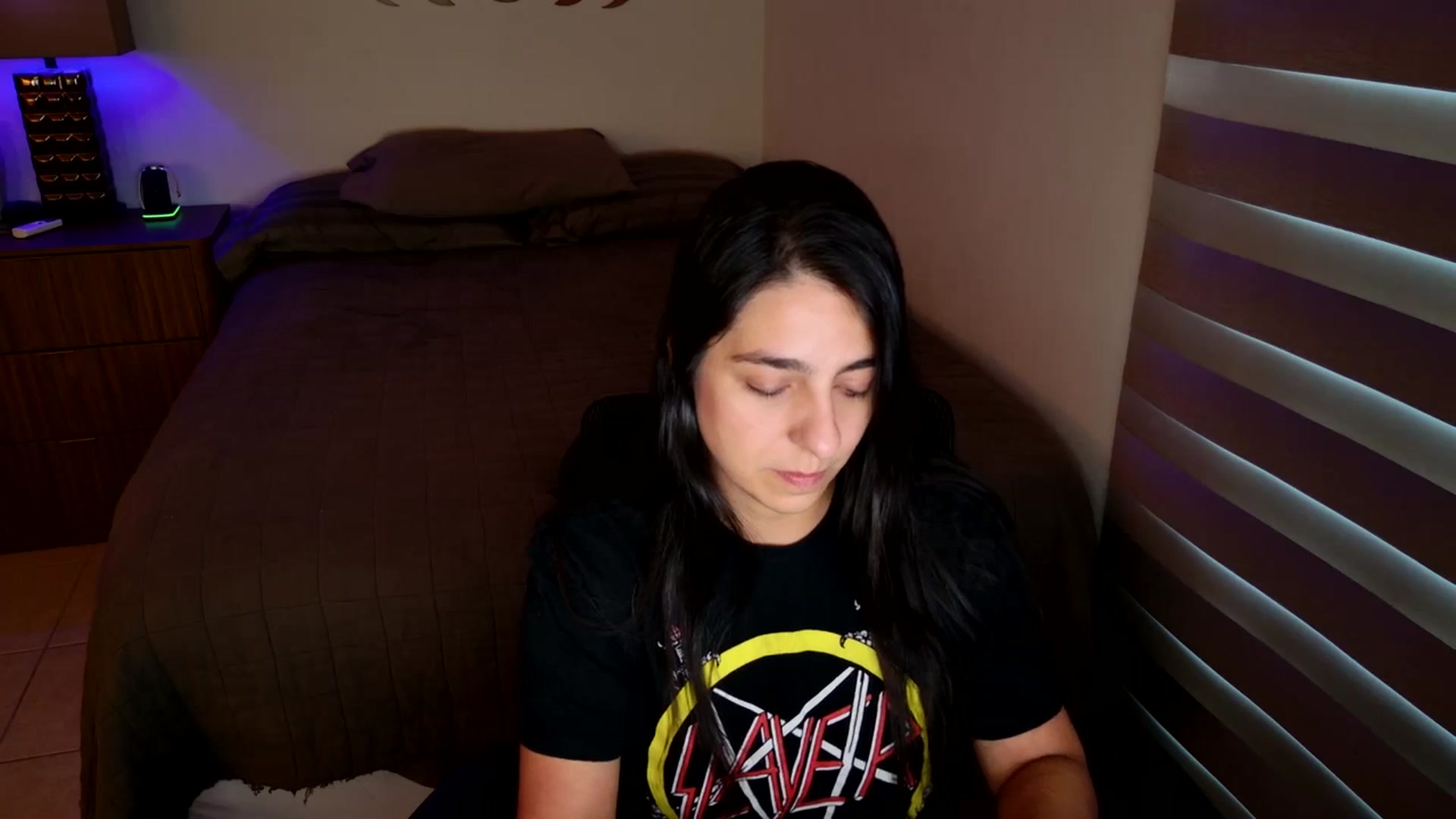 Gallery image thumbnail from anarossanna's myfreecams stream on, 06/25/2025, 01:31 image 20 of 20