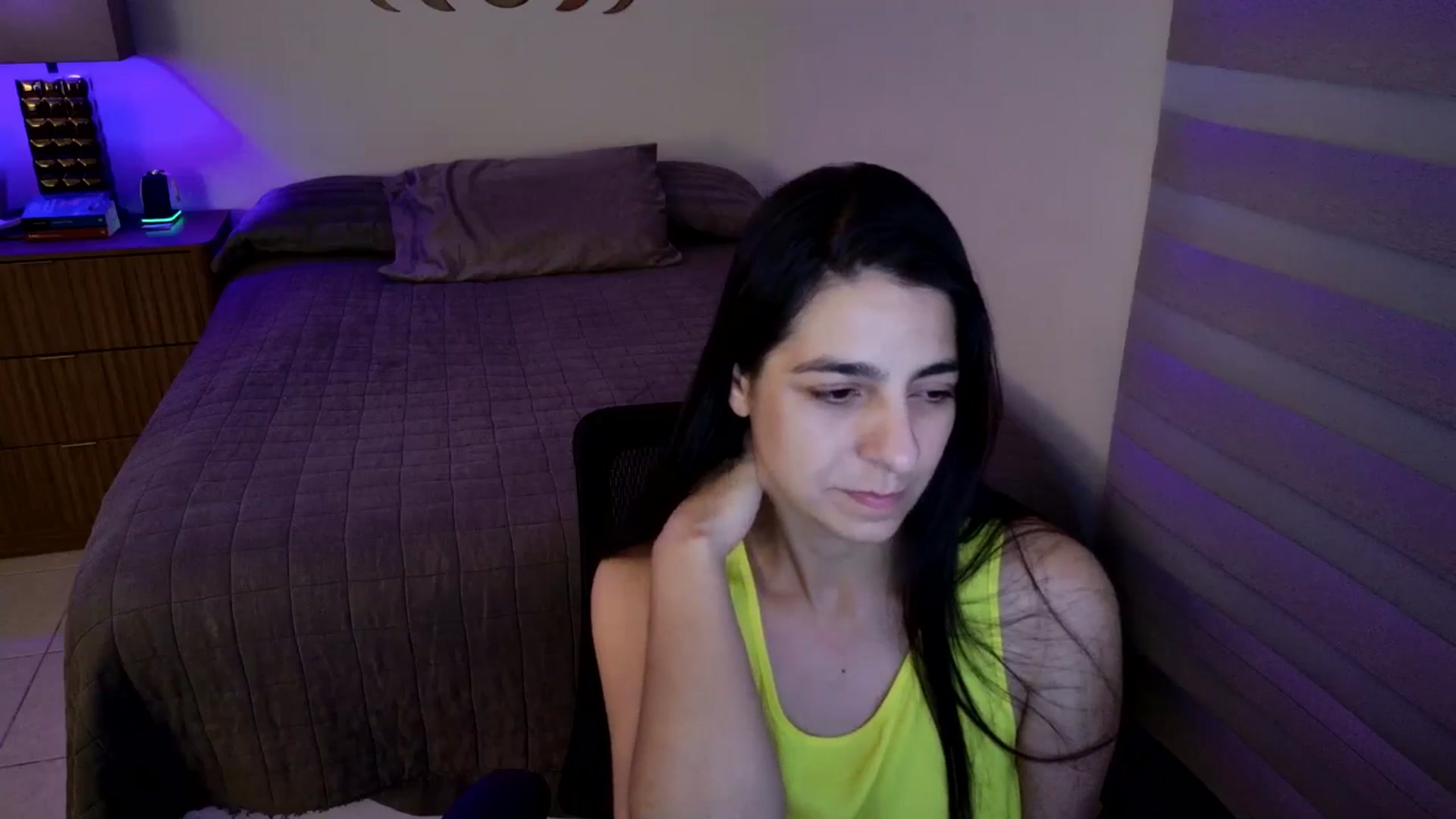 Gallery image thumbnail from anarossanna's myfreecams stream on, 06/26/2025, 03:15 image 19 of 20